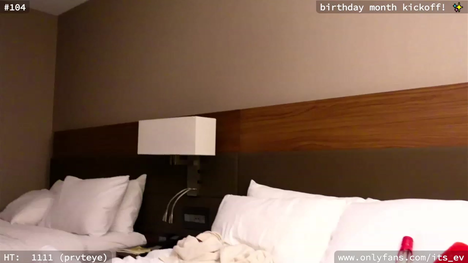 Gallery image thumbnail from hi_ella's myfreecams stream on, 12/02/2023, 04:57 image 16 of 20