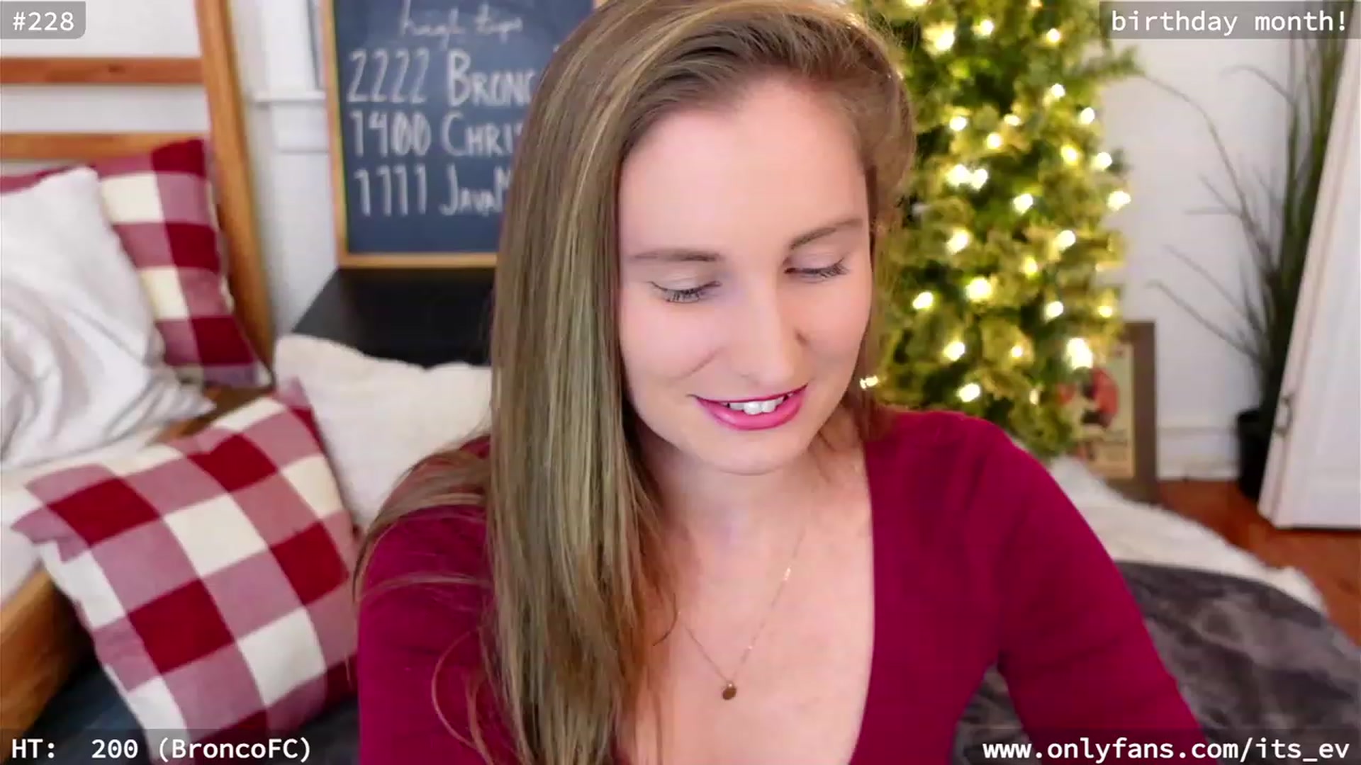 Gallery image thumbnail from hi_ella's myfreecams stream on, 12/07/2023, 04:15 image 13 of 20