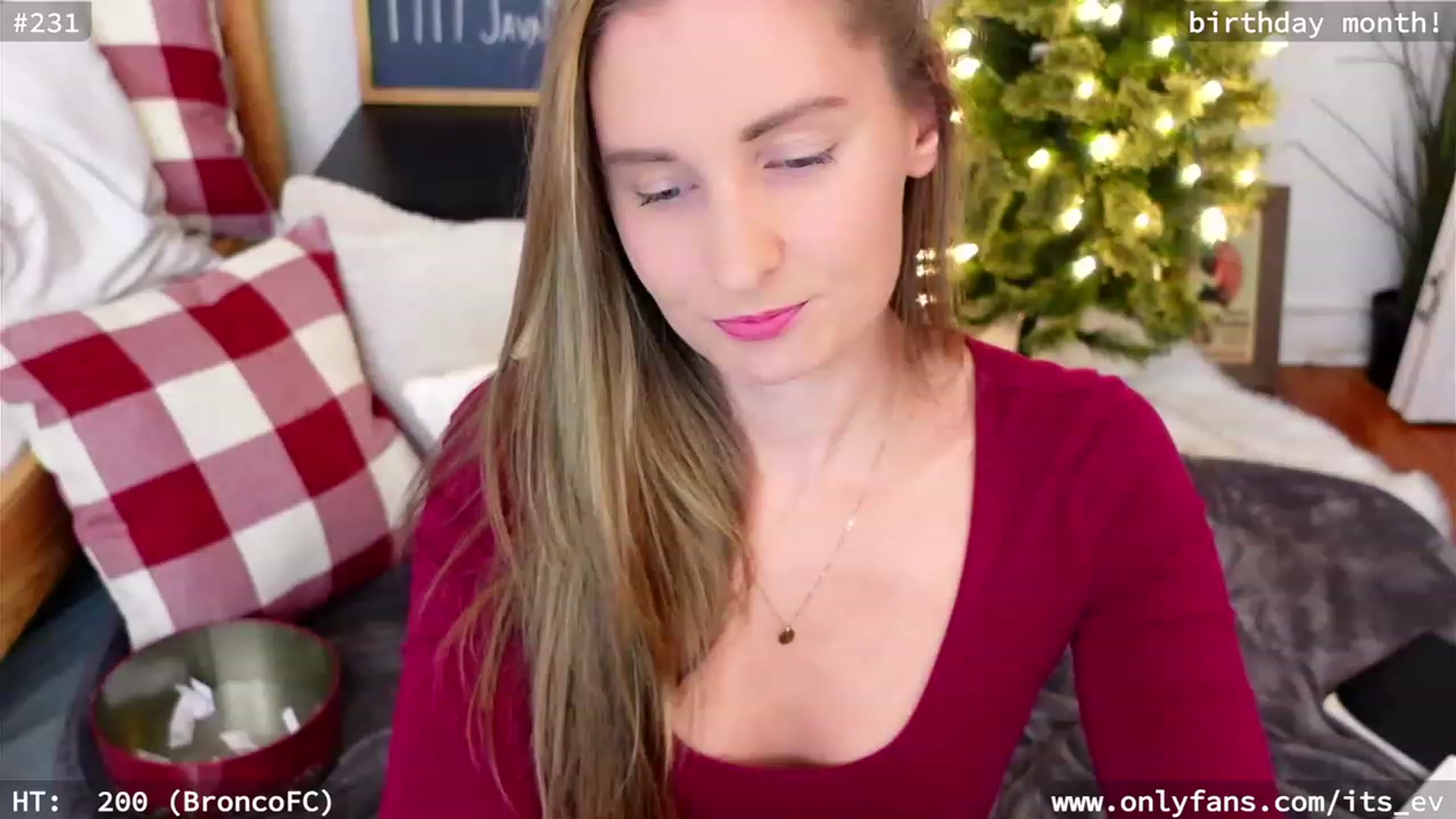 Gallery image thumbnail from hi_ella's myfreecams stream on, 12/07/2023, 04:15 image 8 of 20