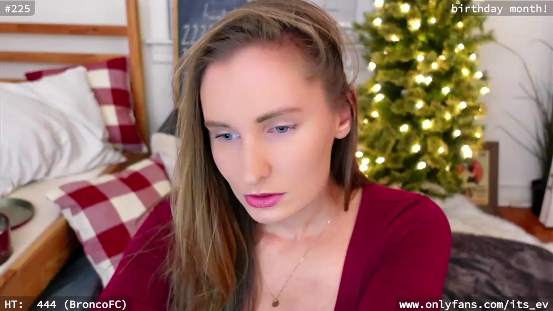 Gallery image thumbnail from hi_ella's myfreecams stream on, 12/07/2023, 04:15 image 14 of 20