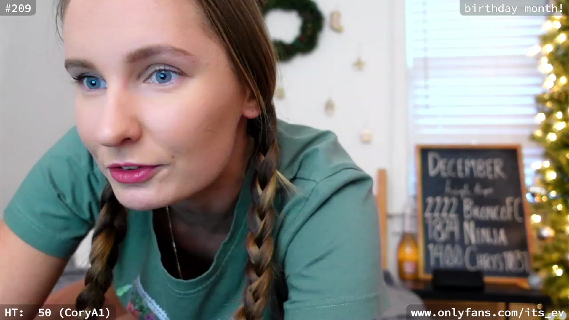 Gallery image thumbnail from hi_ella's myfreecams stream on, 12/12/2023, 21:46 image 9 of 20