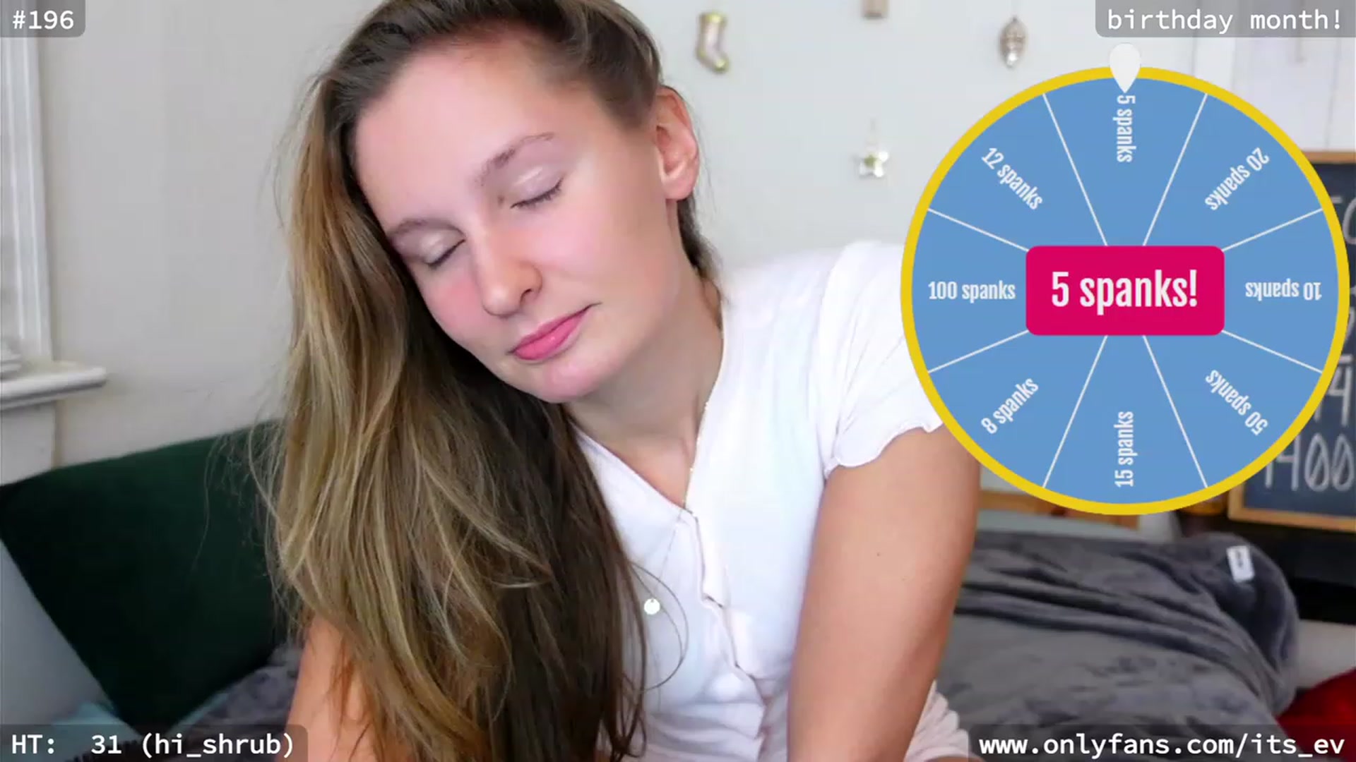 Gallery image thumbnail from hi_ella's myfreecams stream on, 12/13/2023, 03:07 image 12 of 20