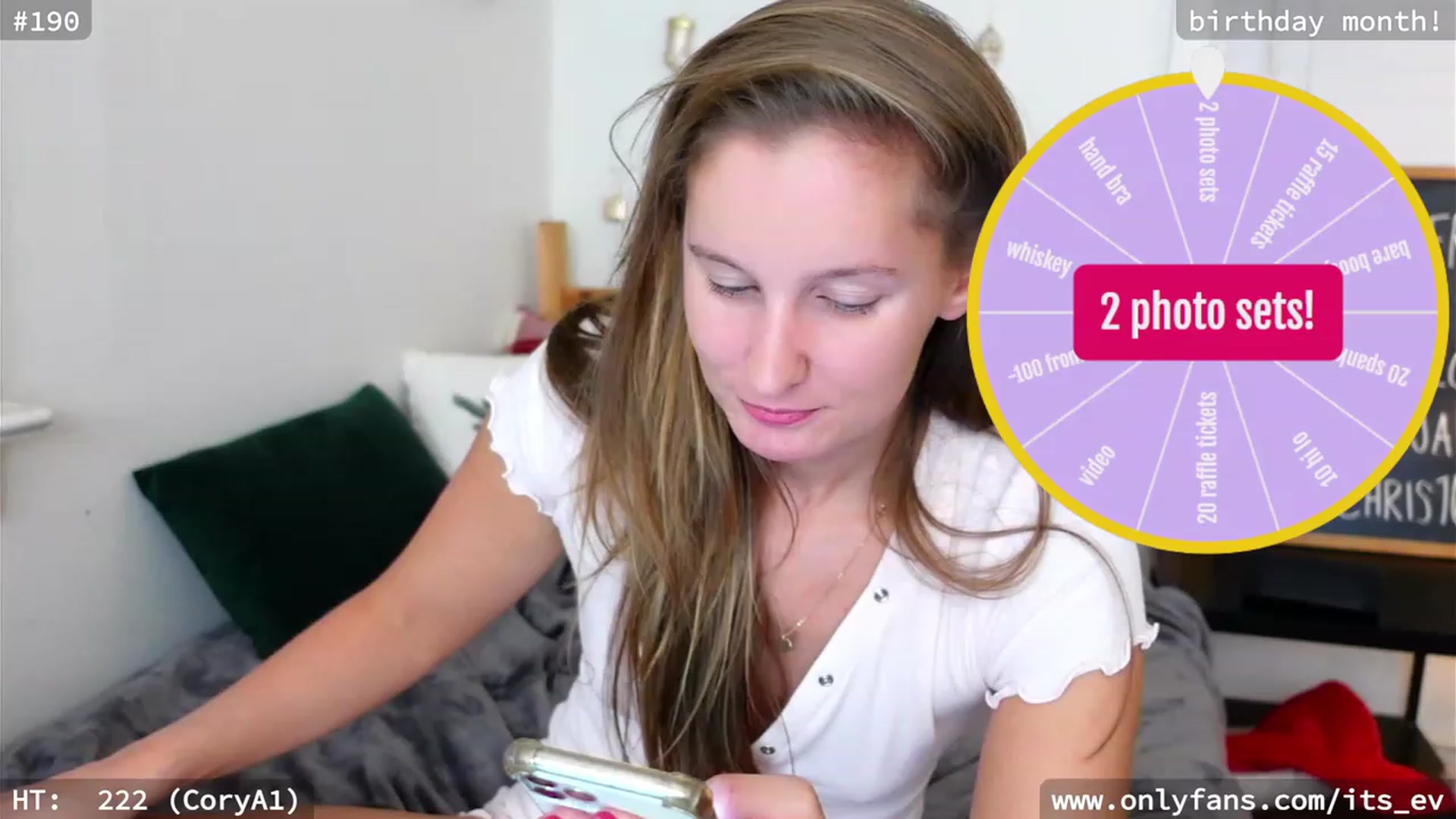 Gallery image thumbnail from hi_ella's myfreecams stream on, 12/13/2023, 05:04 image 13 of 20