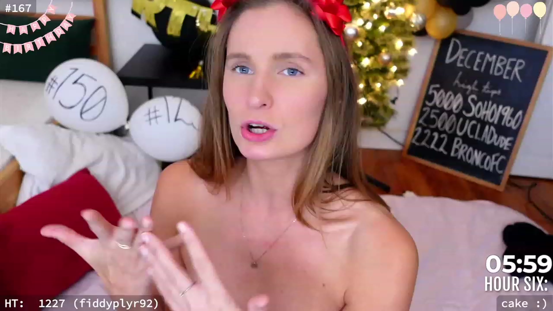 Gallery image thumbnail from hi_ella's myfreecams stream on, 12/31/2023, 03:42 image 10 of 20