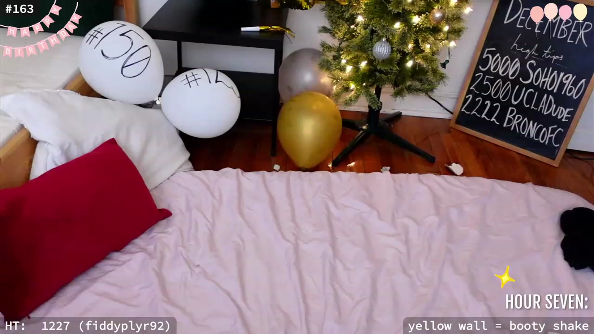 Gallery image thumbnail from hi_ella's myfreecams stream on, 12/31/2023, 03:42 image 14 of 20