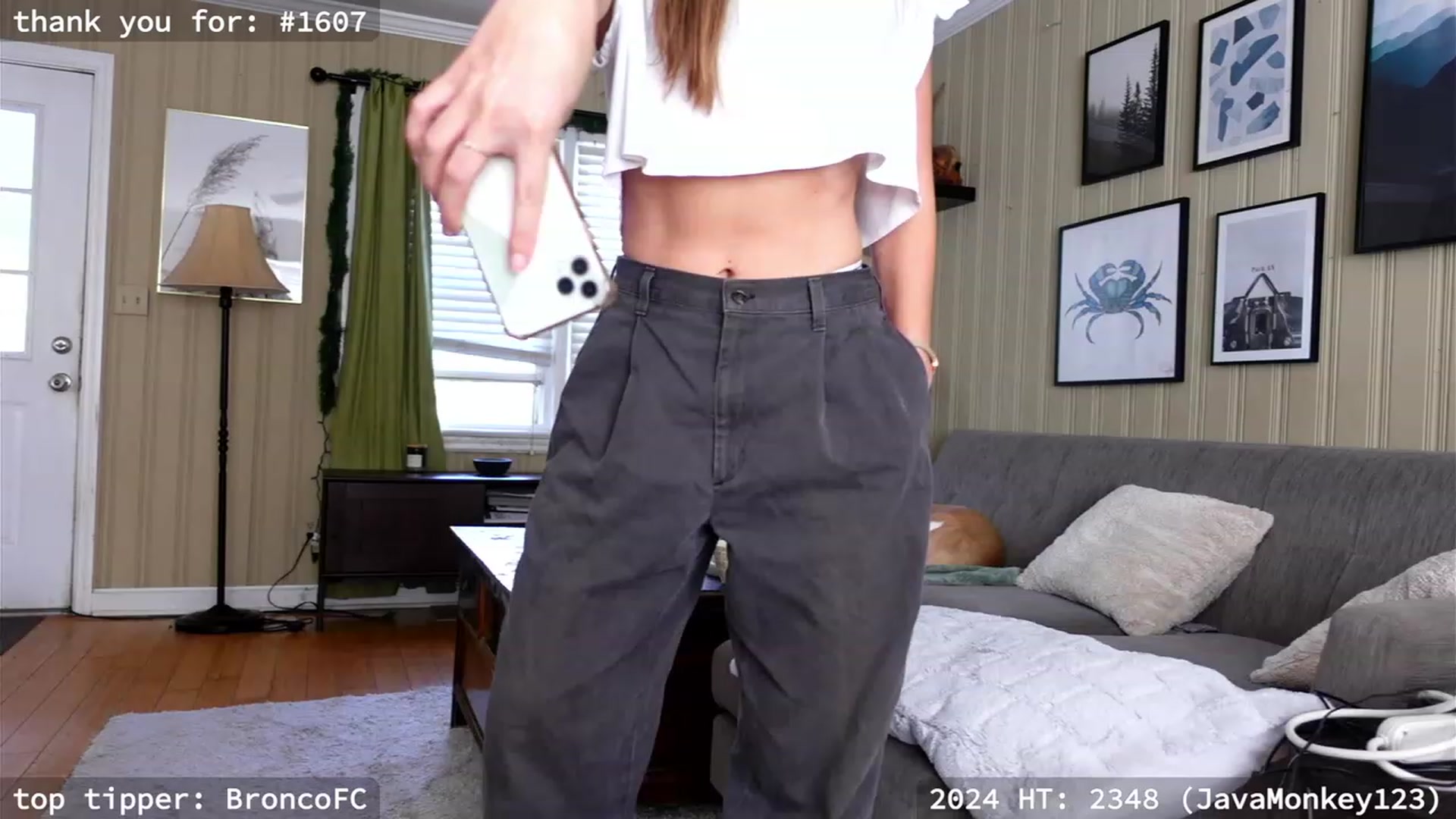 Gallery image thumbnail from hi_ella's myfreecams stream on, 01/27/2024, 20:00 image 6 of 20