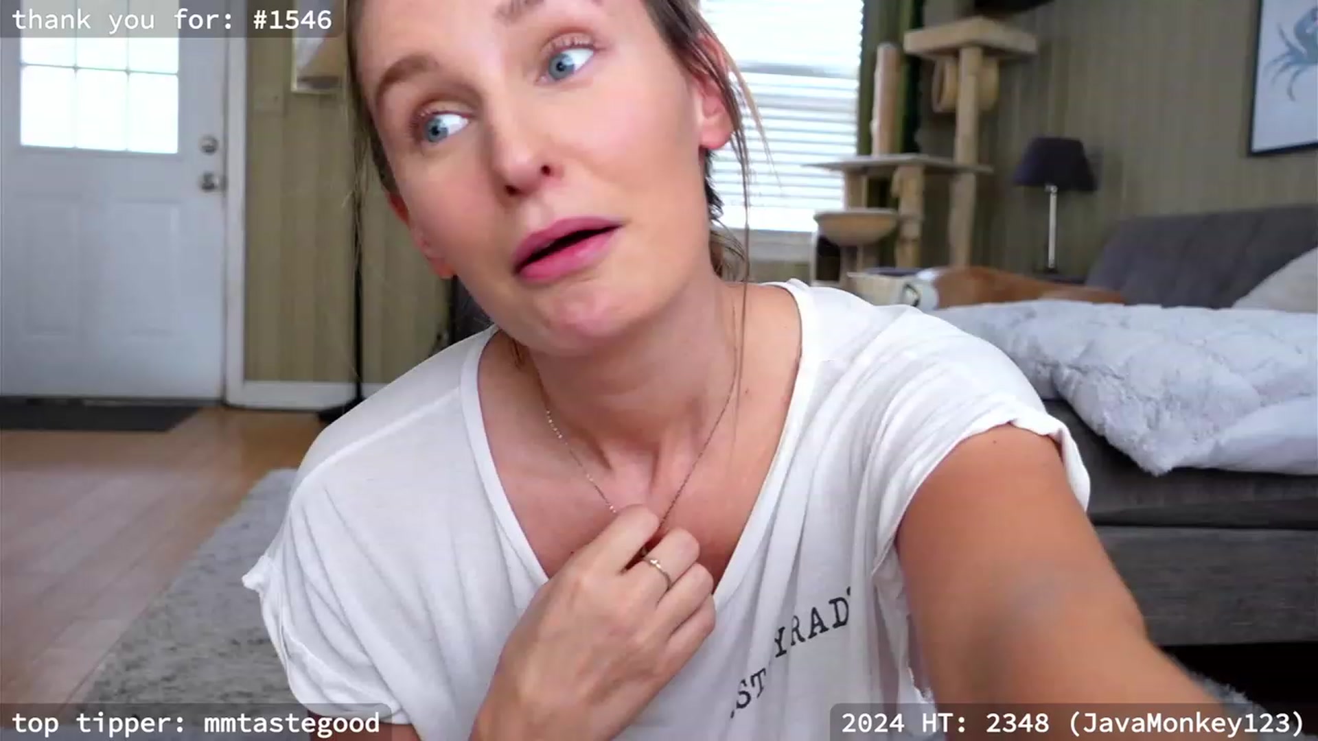 Gallery image thumbnail from hi_ella's myfreecams stream on, 01/27/2024, 20:55 image 1 of 20