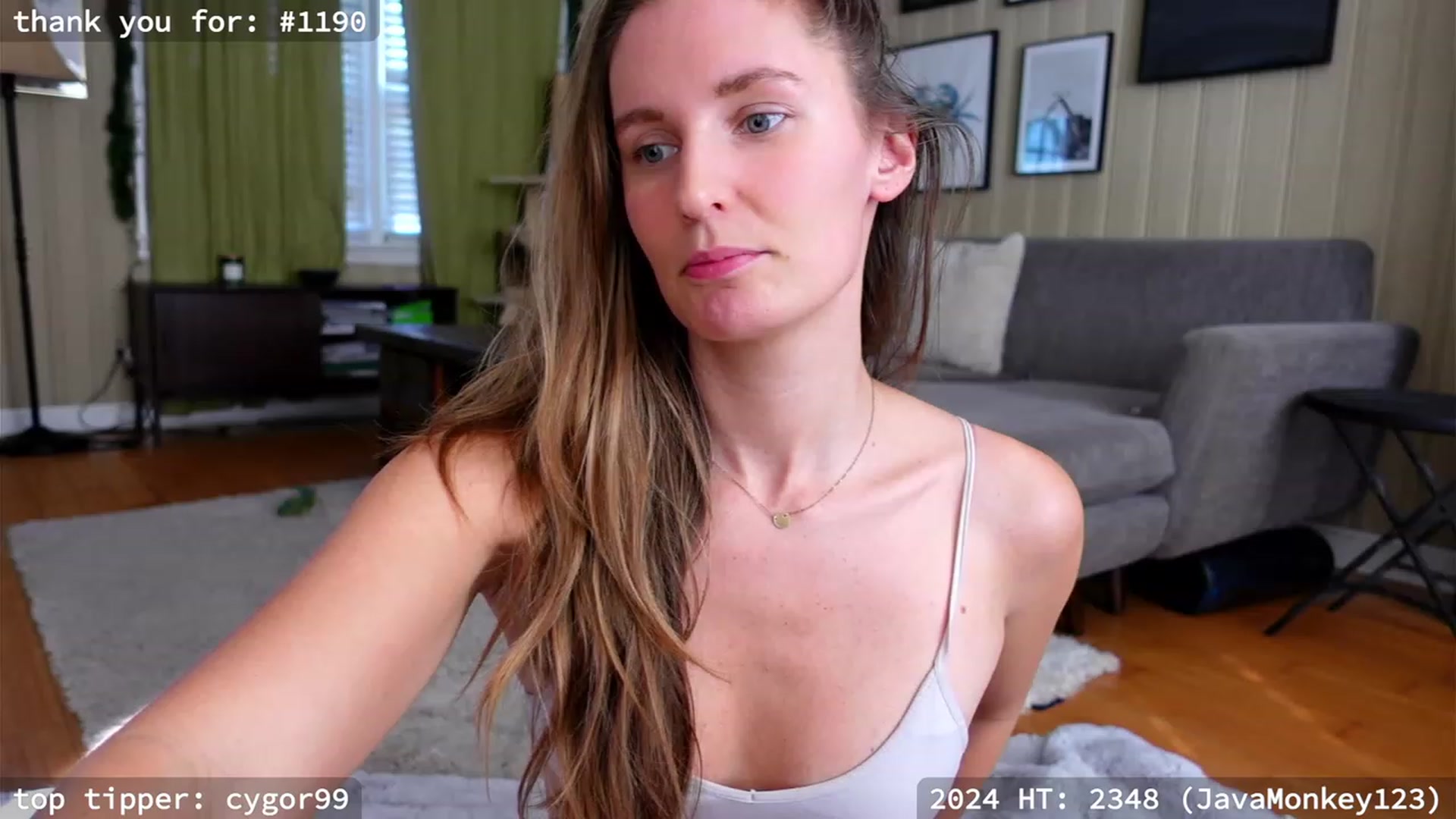Gallery image thumbnail from hi_ella's myfreecams stream on, 01/28/2024, 19:43 image 19 of 20