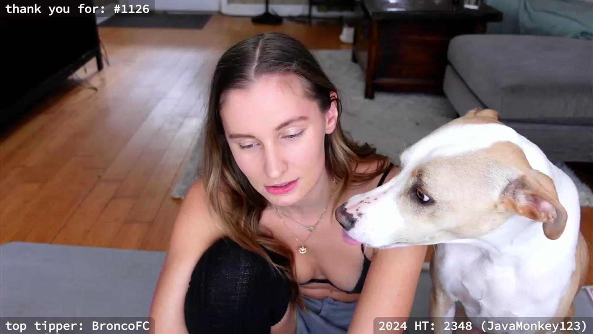 Gallery image thumbnail from hi_ella's myfreecams stream on, 01/31/2024, 20:38 image 5 of 20
