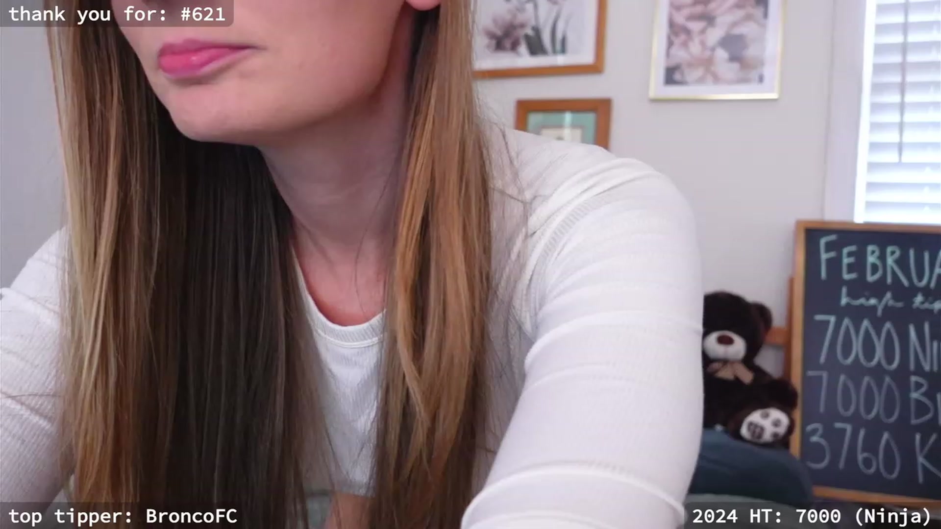Gallery image thumbnail from hi_ella's myfreecams stream on, 02/23/2024, 19:57 image 3 of 20