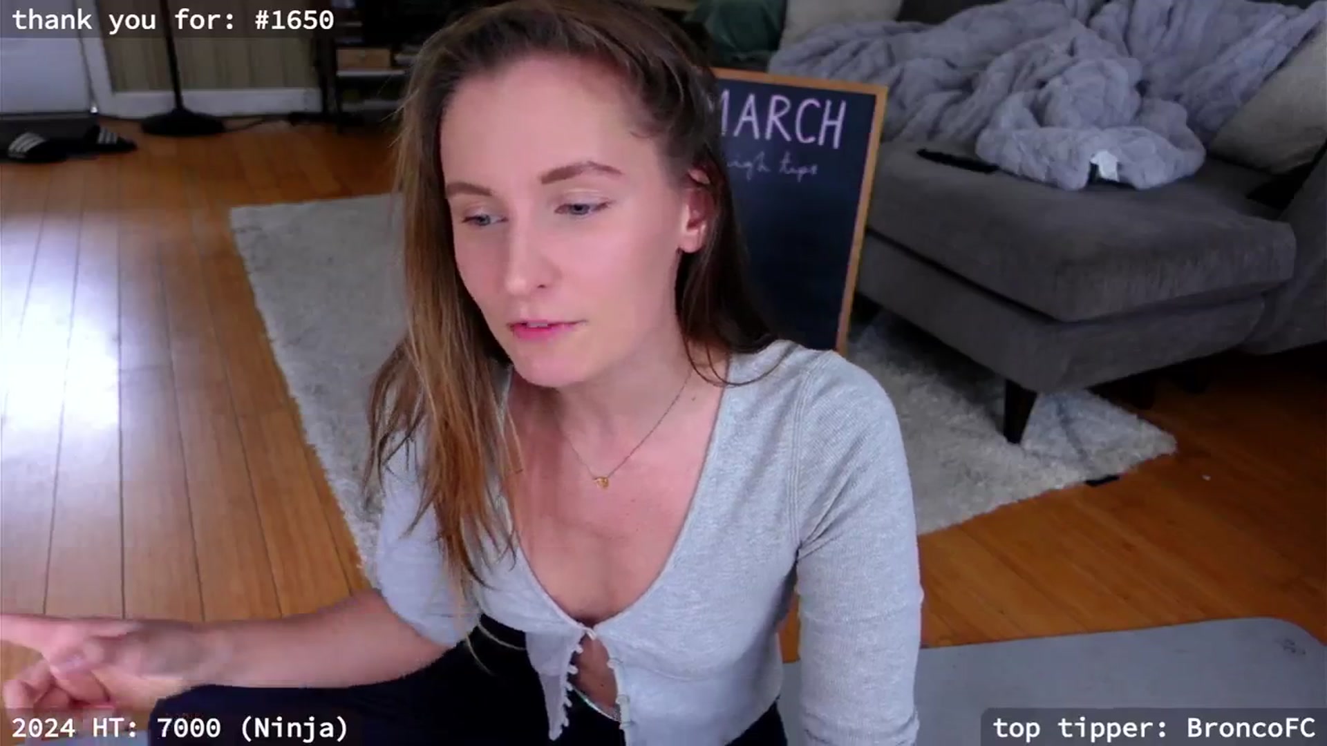 Gallery image thumbnail from hi_ella's myfreecams stream on, 03/02/2024, 19:48 image 11 of 20