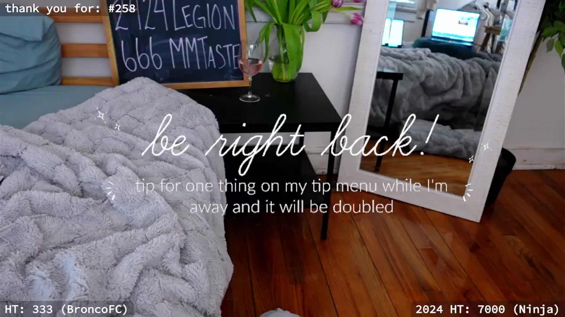 Gallery image thumbnail from hi_ella's myfreecams stream on, 03/10/2024, 21:15 image 2 of 20