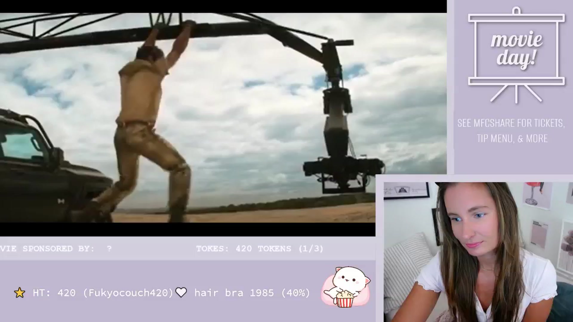 Gallery image thumbnail from hi_ella's myfreecams stream on, 06/02/2024, 21:57 image 18 of 20