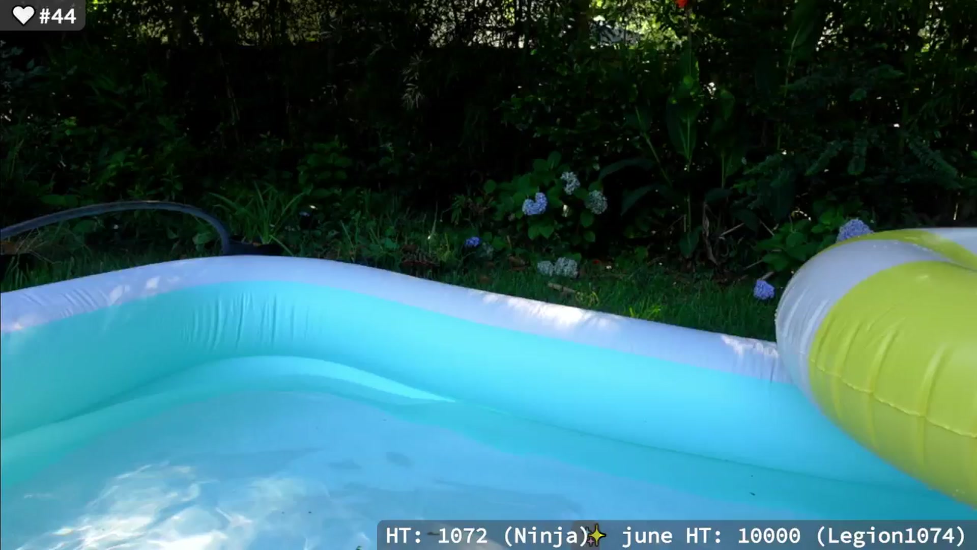 Gallery image thumbnail from hi_ella's myfreecams stream on, 06/08/2024, 21:46 image 12 of 20