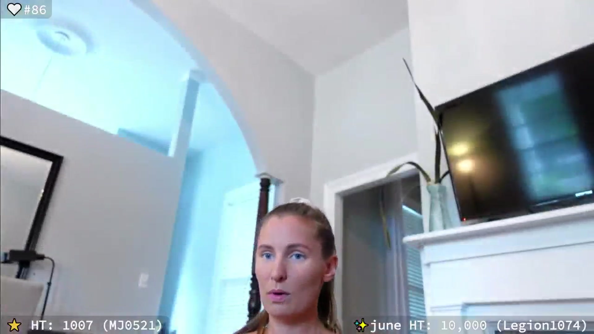 Gallery image thumbnail from hi_ella's myfreecams stream on, 06/15/2024, 22:50 image 14 of 20