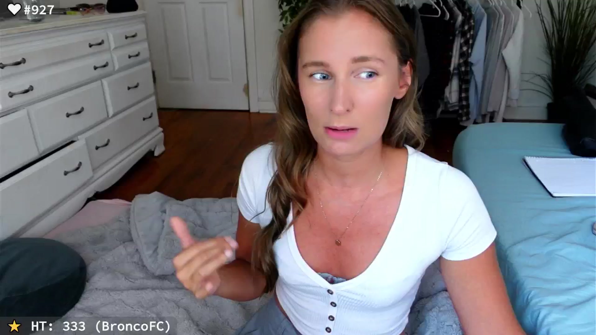 Gallery image thumbnail from hi_ella's myfreecams stream on, 08/24/2024, 20:26 image 9 of 20