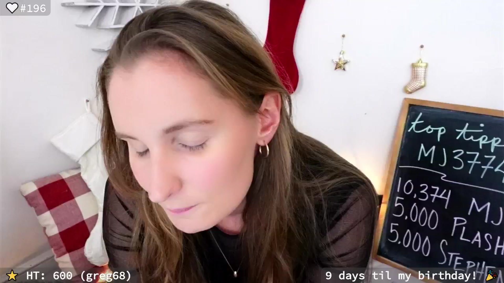 Gallery image thumbnail from hi_ella's myfreecams stream on, 12/19/2024, 03:10 image 14 of 20