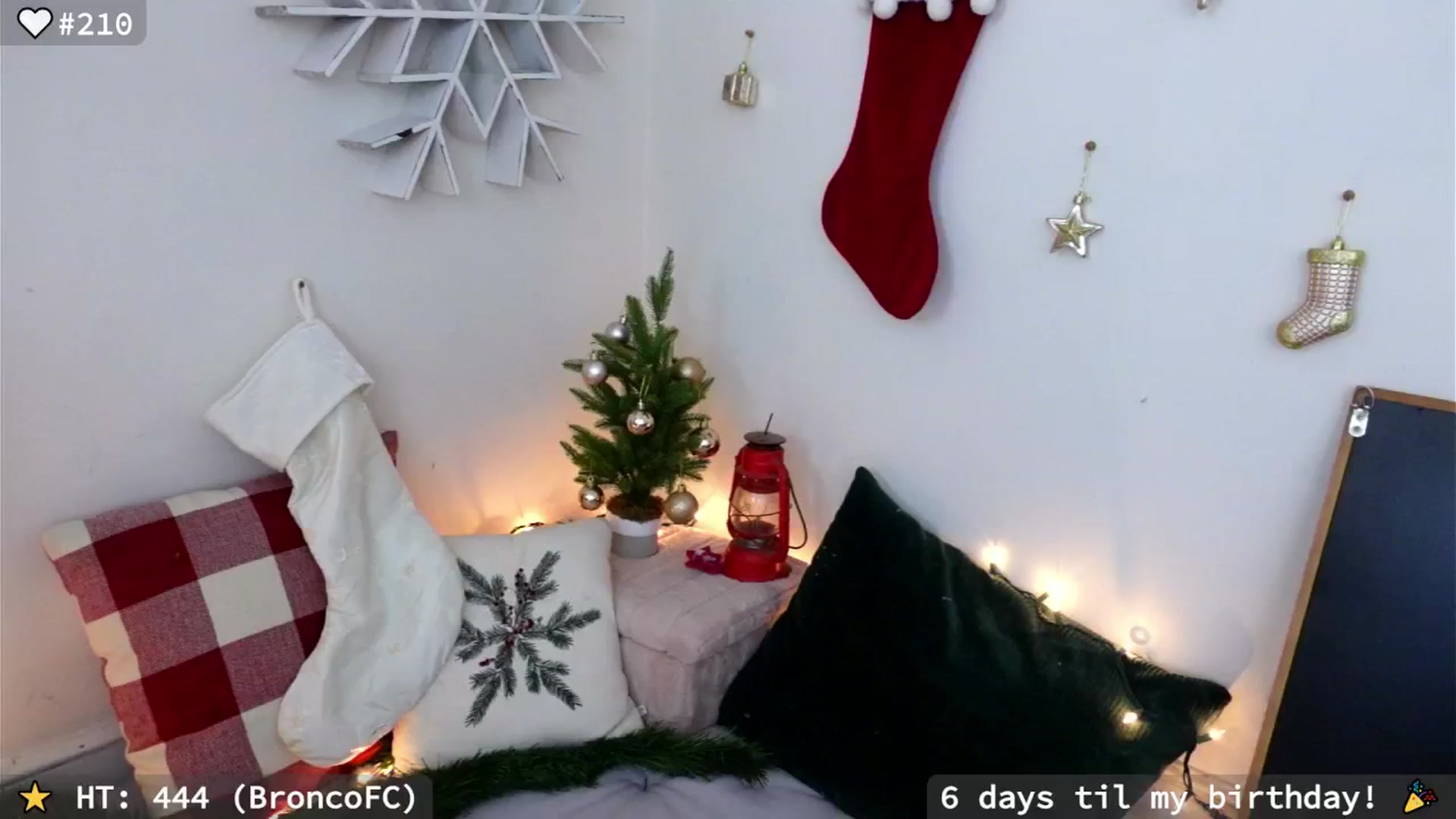 Gallery image thumbnail from hi_ella's myfreecams stream on, 12/21/2024, 21:55 image 6 of 20