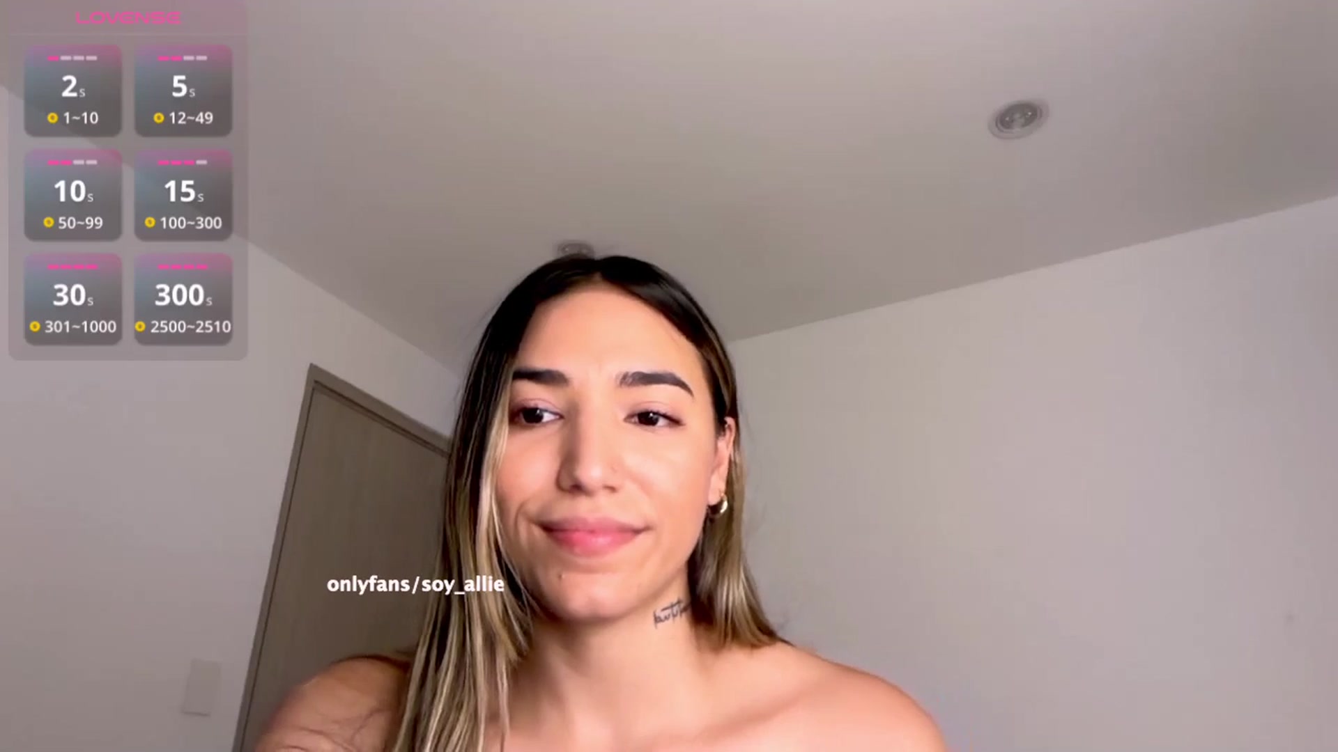 Gallery image thumbnail from hiallie_'s myfreecams stream on, 03/21/2026, 14:01 image 15 of 20
