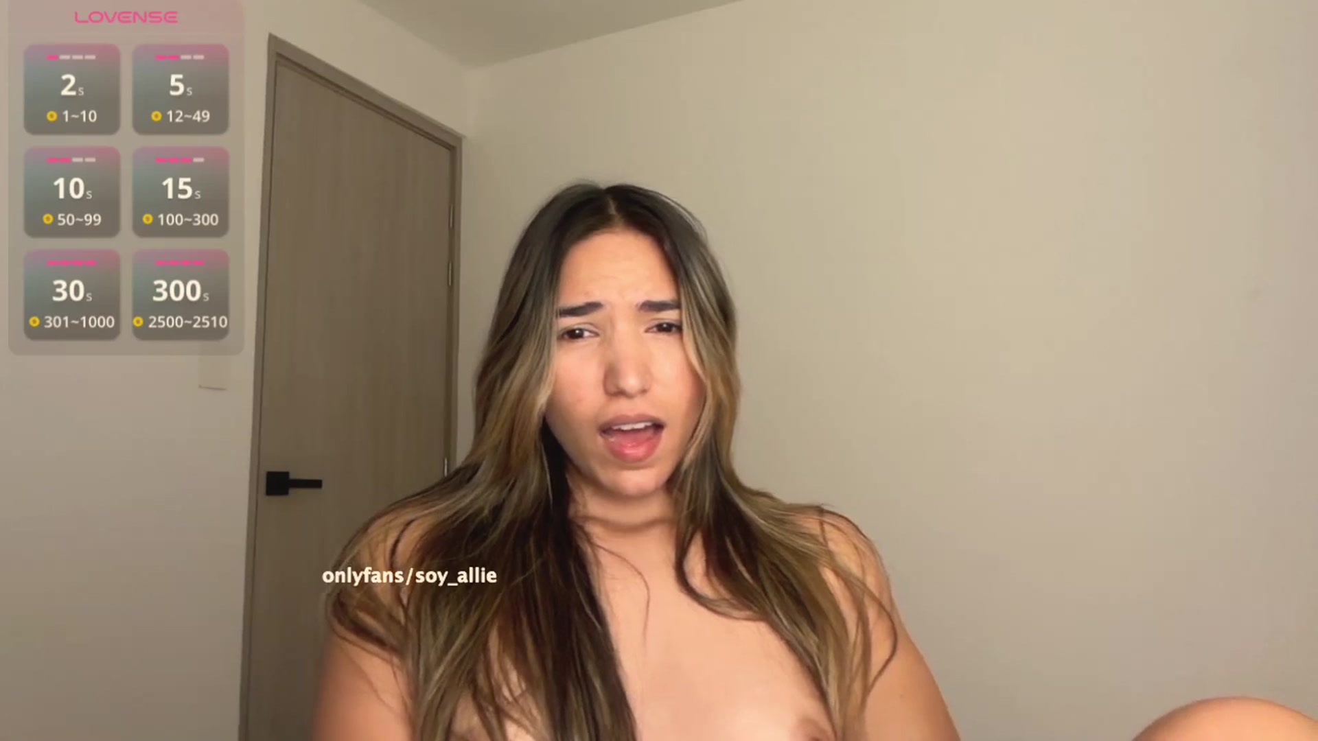 Gallery image thumbnail from hiallie_'s myfreecams stream on, 03/26/2026, 14:41 image 4 of 20