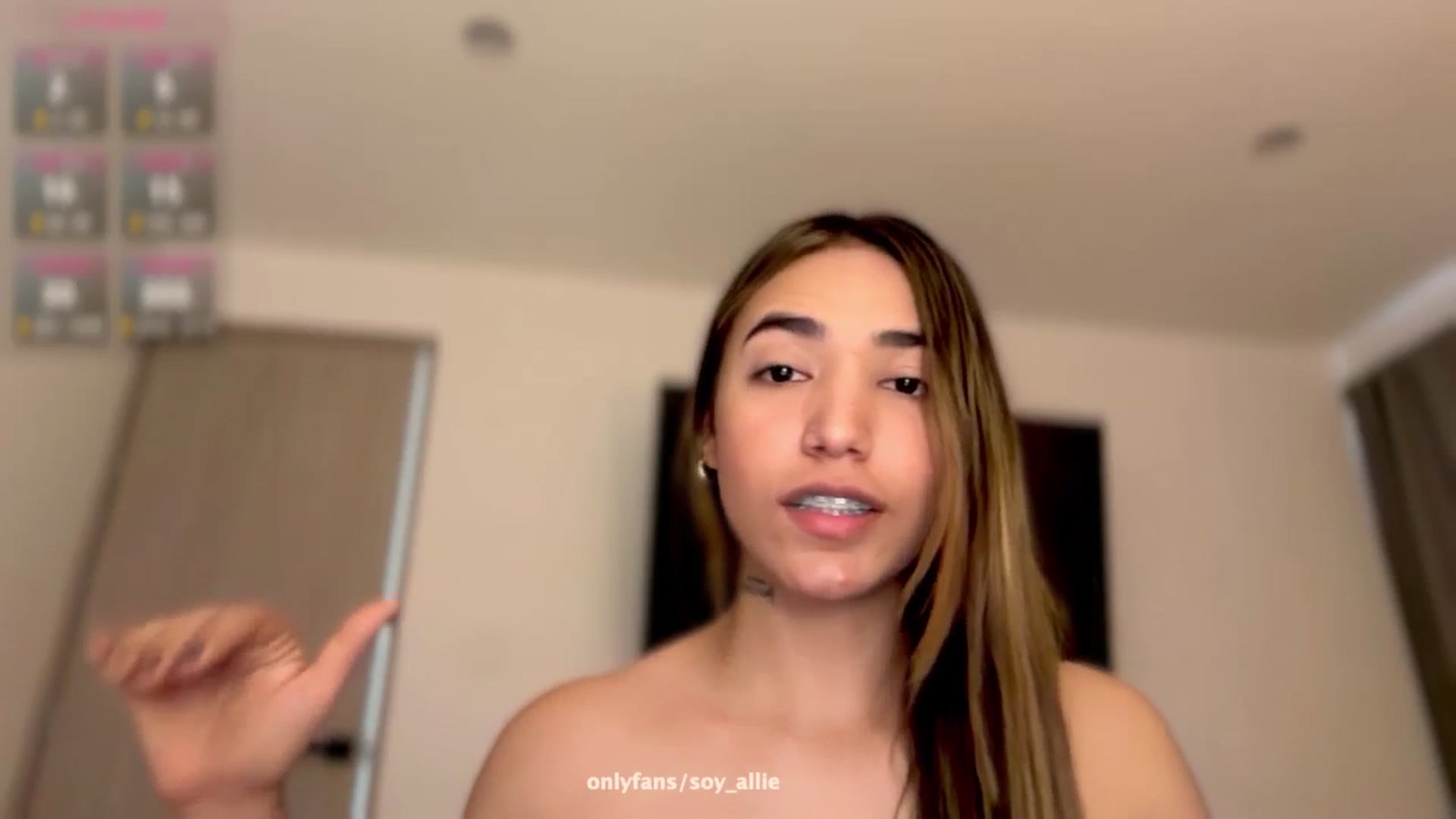 Gallery image thumbnail from hiallie_'s myfreecams stream on, 05/04/2026, 13:06 image 13 of 20