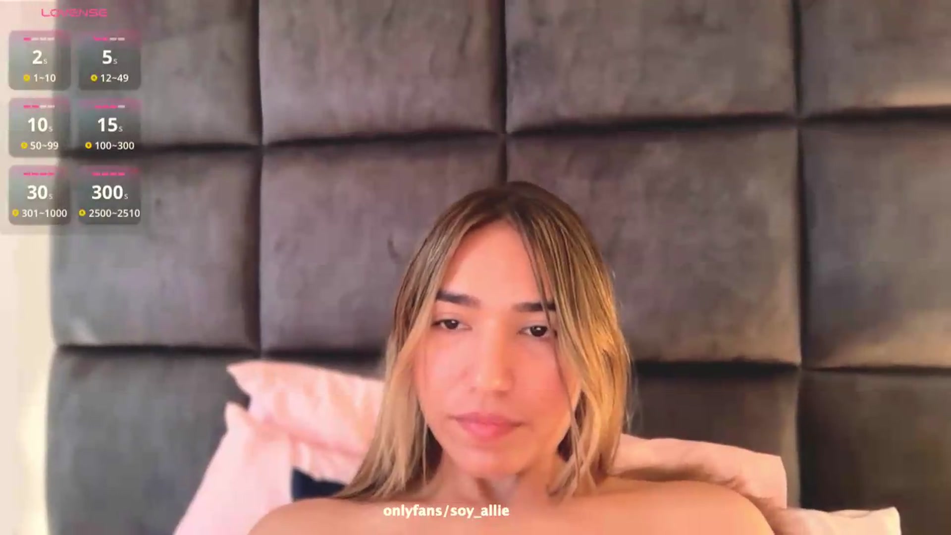 Gallery image thumbnail from hiallie_'s myfreecams stream on, 05/22/2026, 13:59 image 5 of 20
