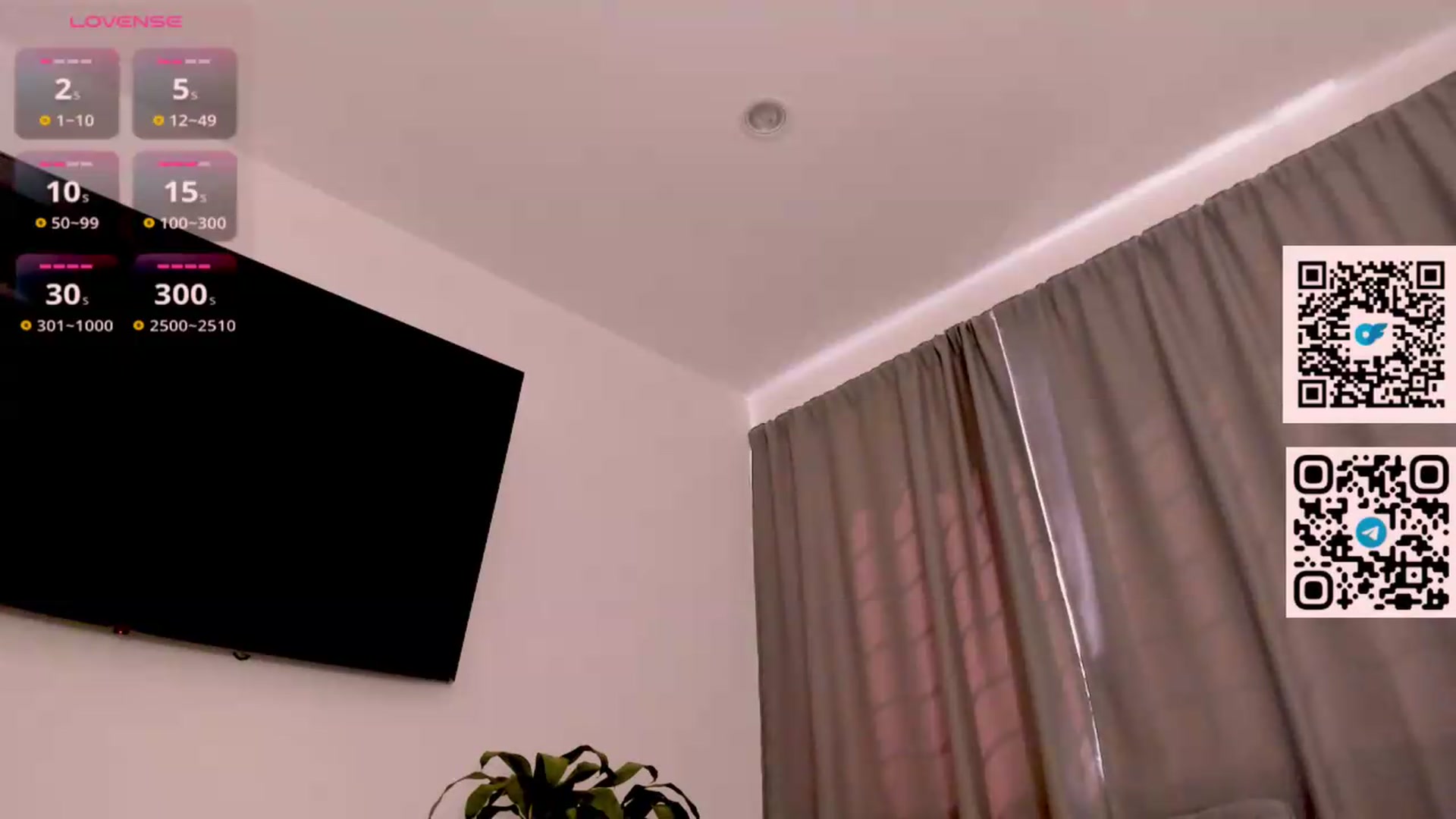 Gallery image thumbnail from hiallie_'s myfreecams stream on, 07/10/2026, 14:22 image 12 of 20