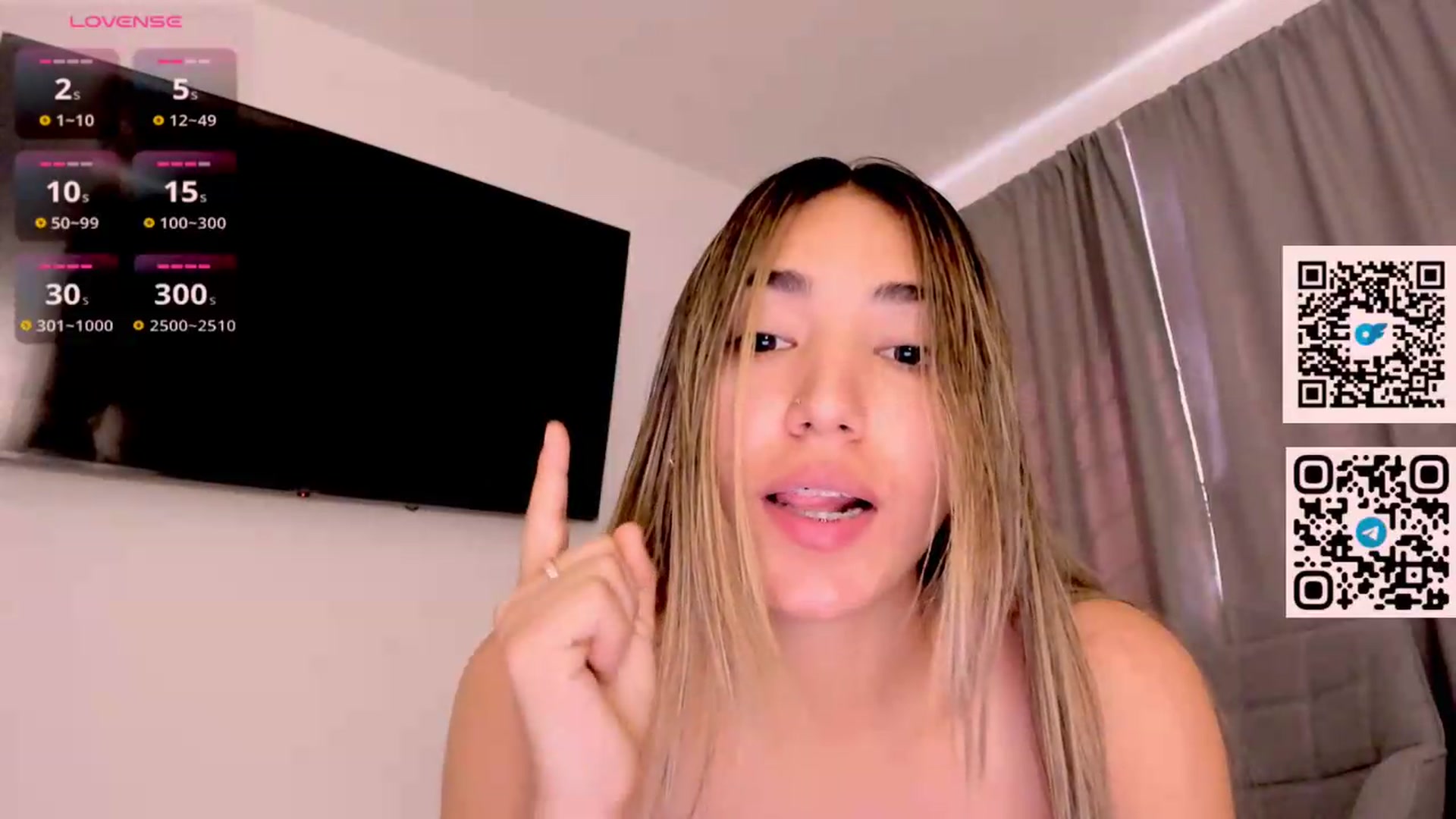 Gallery image thumbnail from hiallie_'s myfreecams stream on, 07/10/2026, 14:22 image 14 of 20