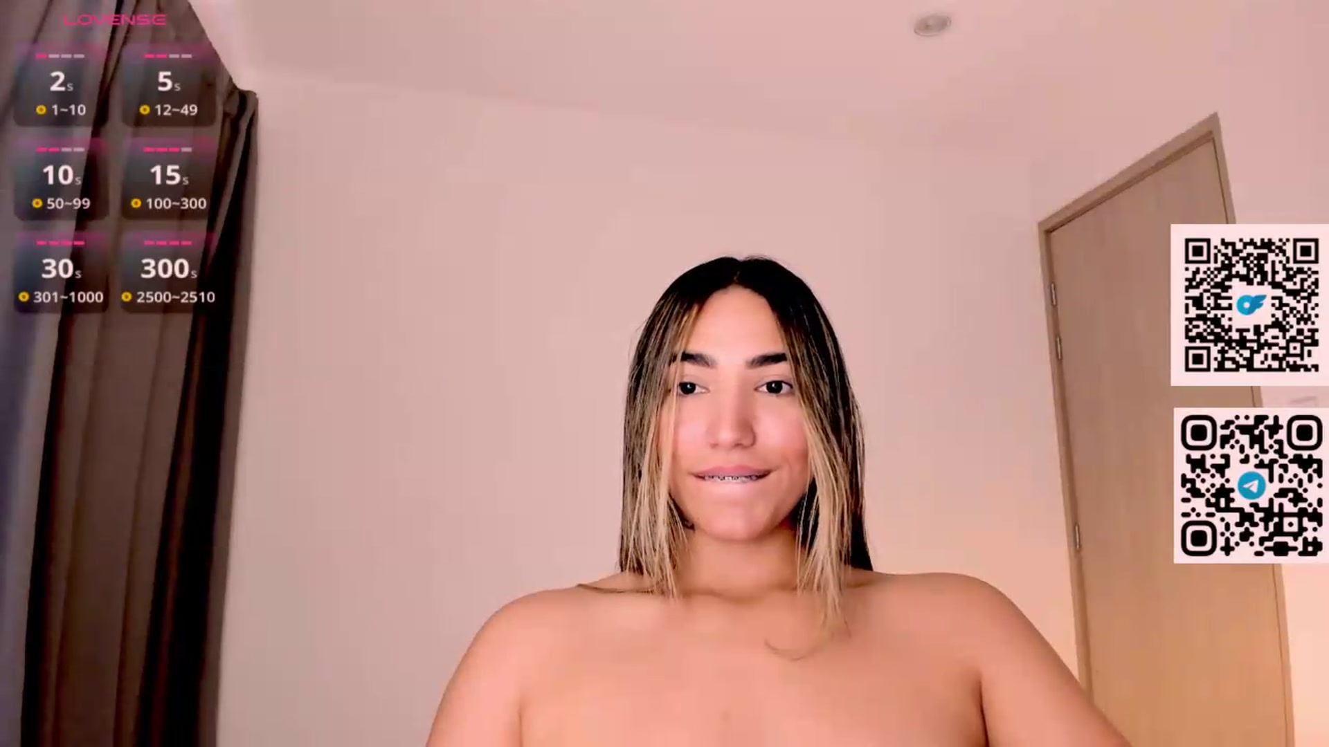 Gallery image thumbnail from hiallie_'s myfreecams stream on, 07/13/2026, 14:32 image 5 of 20