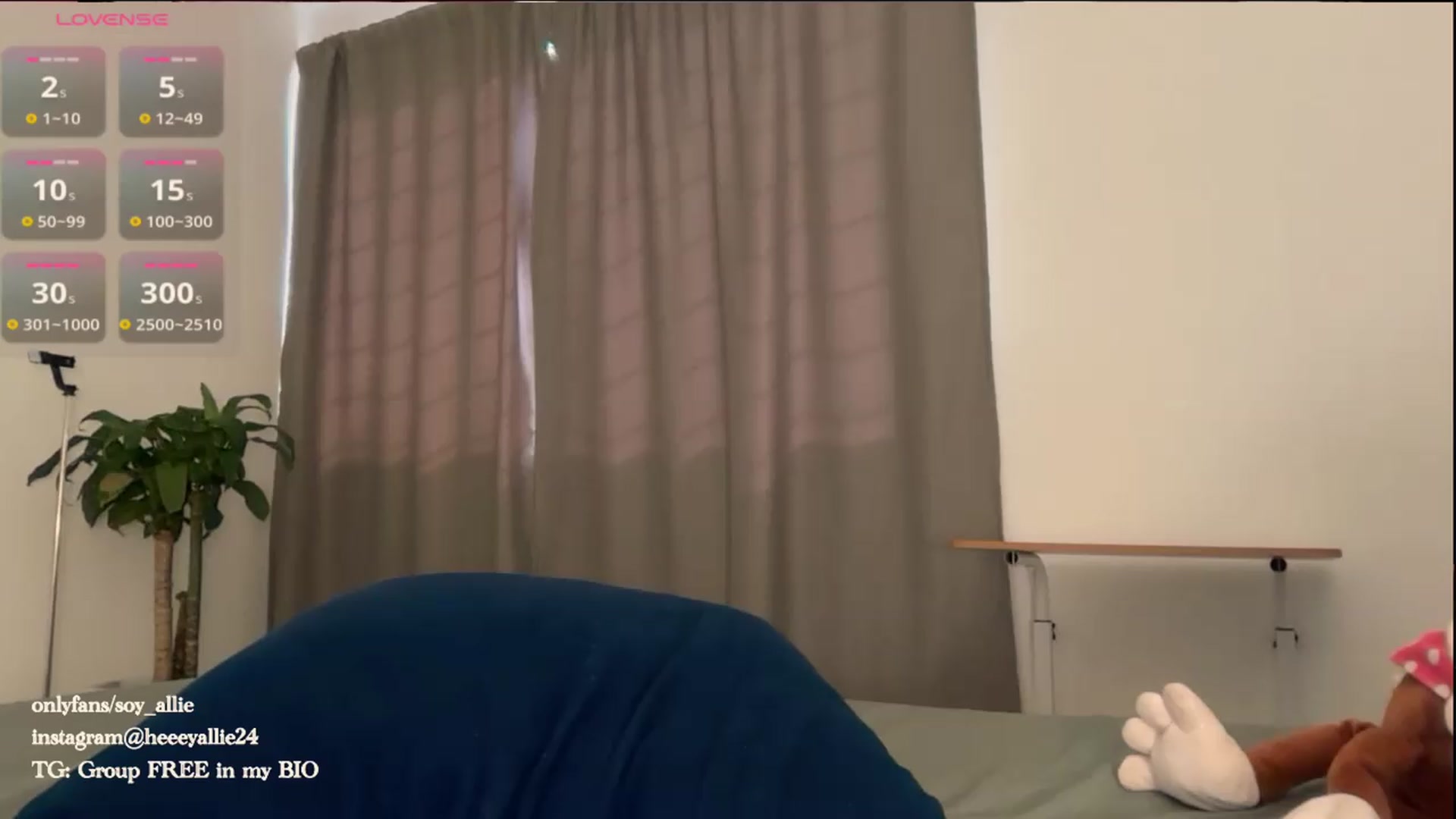 Gallery image thumbnail from hiallie_'s myfreecams stream on, 09/30/2026, 13:57 image 8 of 20