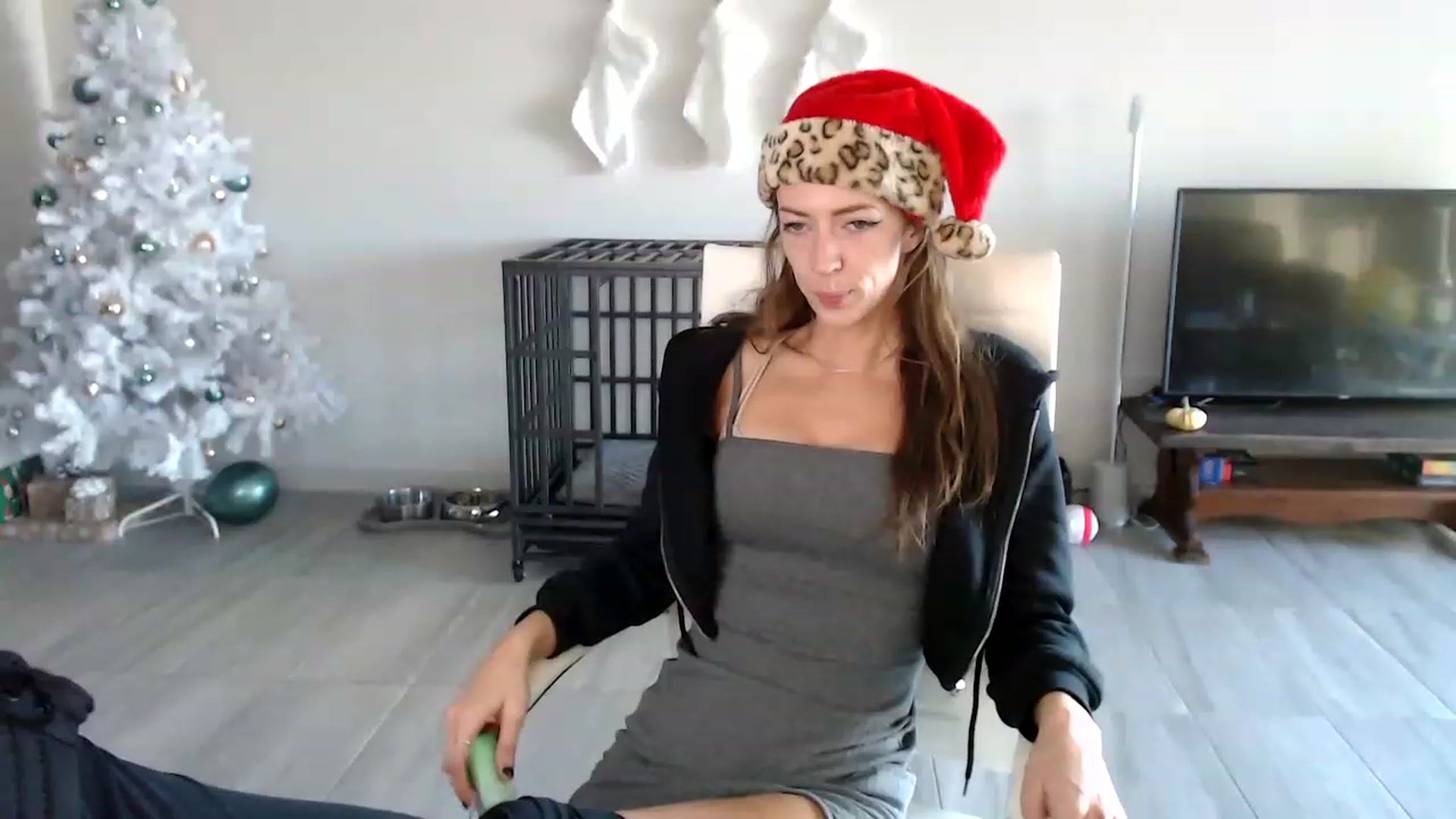 Gallery image thumbnail from highfrequency's myfreecams stream on, 12/06/2022, 22:07 image 12 of 20