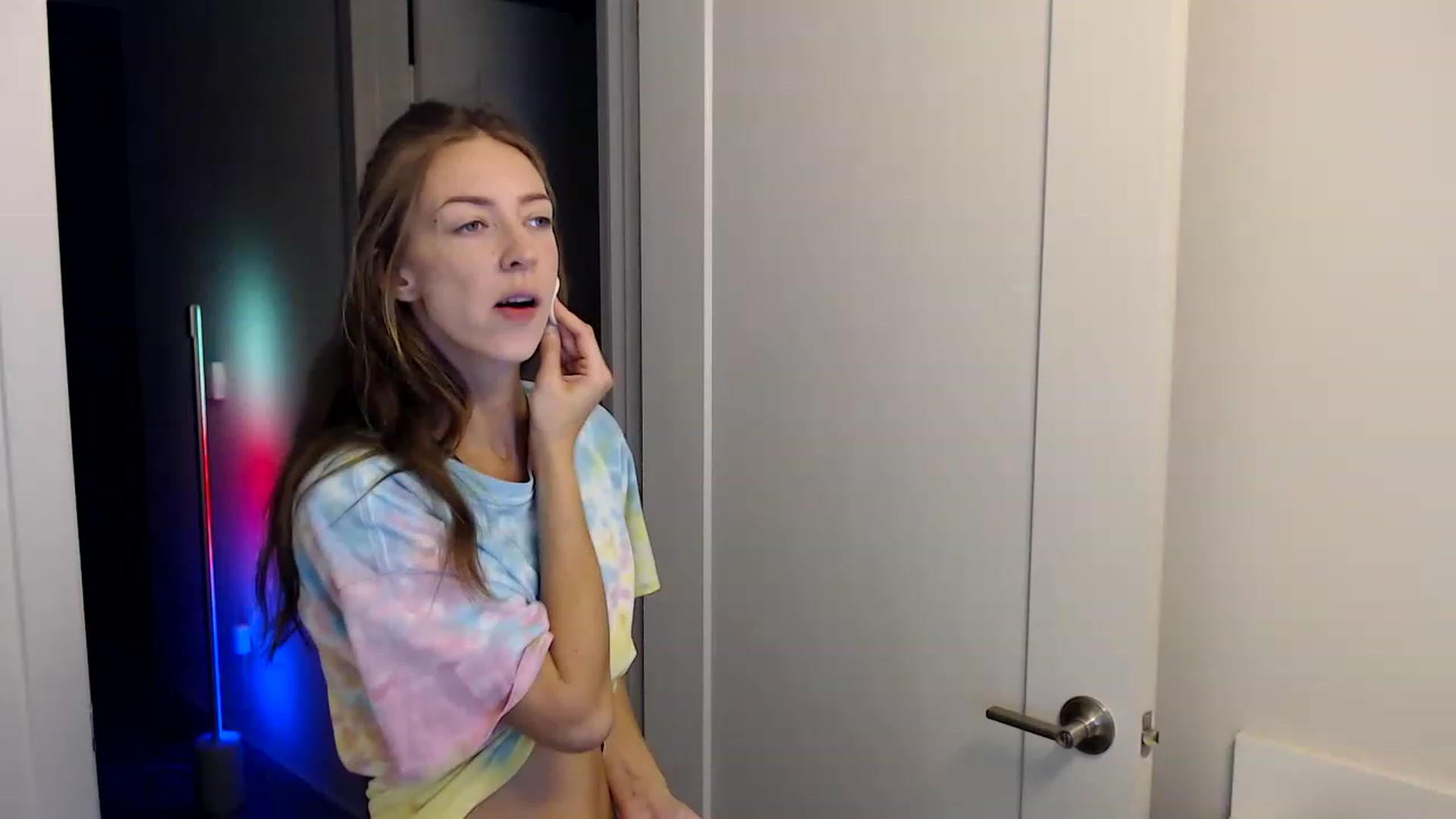 Gallery image thumbnail from highfrequency's myfreecams stream on, 12/07/2022, 22:51 image 20 of 20