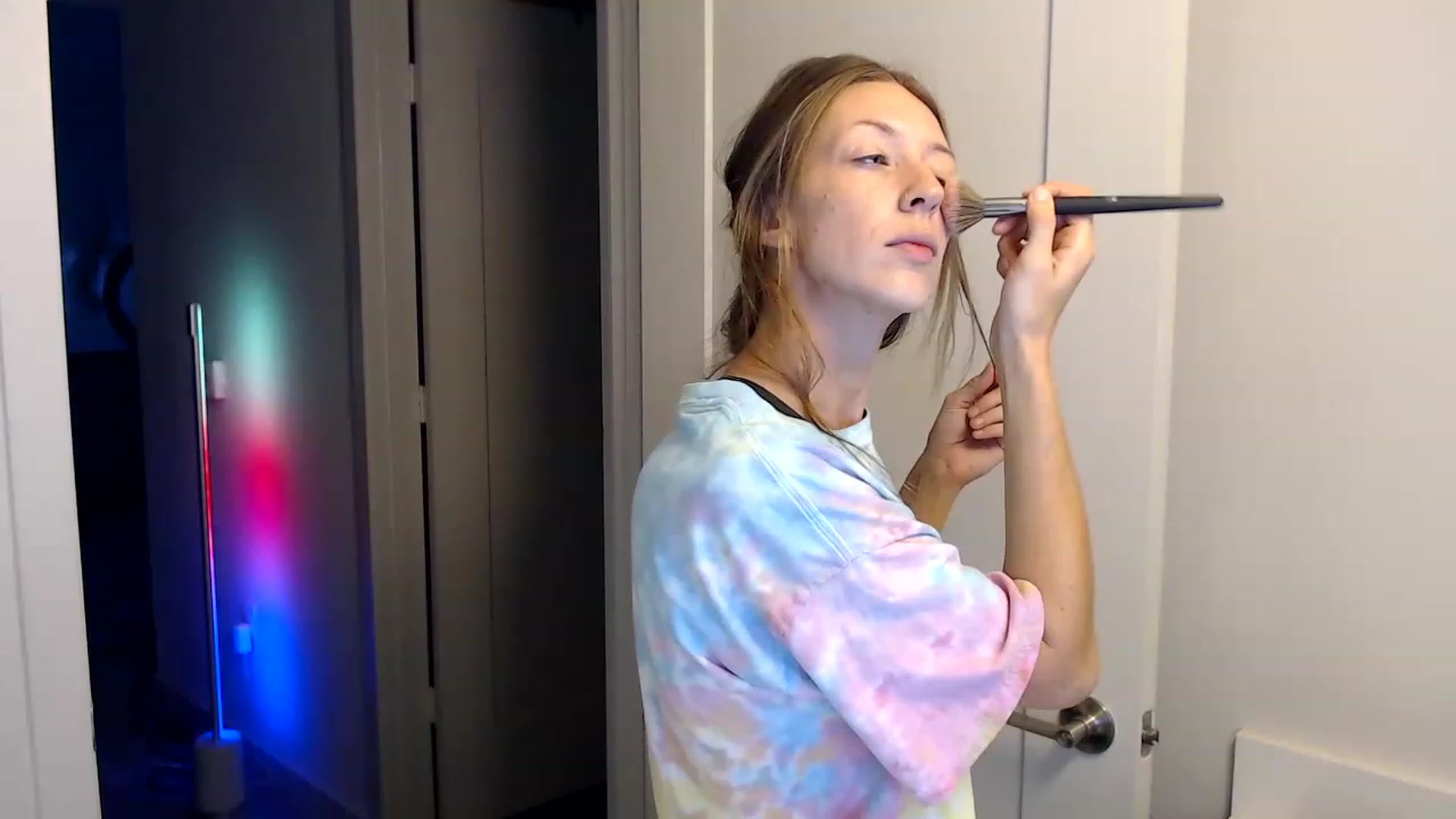 Gallery image thumbnail from highfrequency's myfreecams stream on, 12/07/2022, 22:51 image 6 of 20