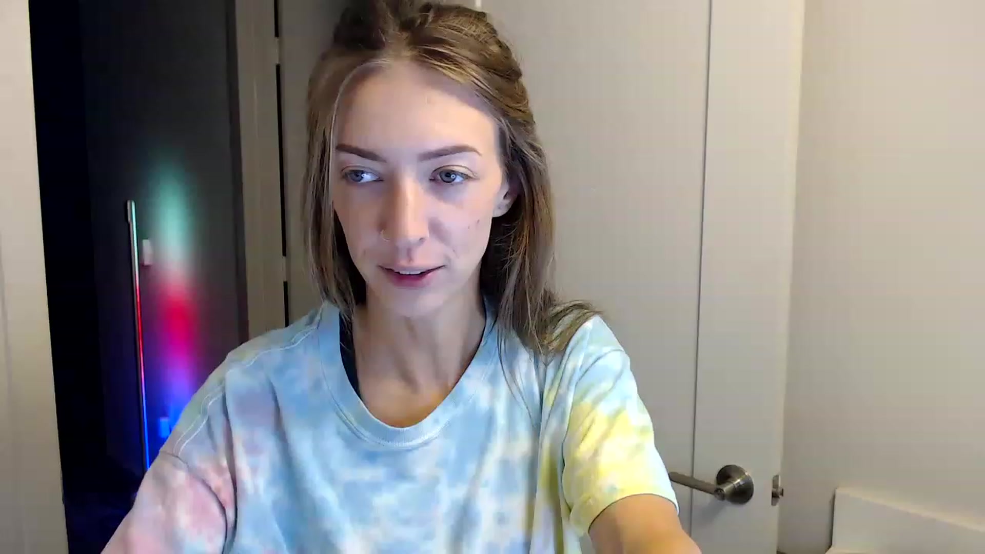 Gallery image thumbnail from highfrequency's myfreecams stream on, 12/07/2022, 22:51 image 15 of 20
