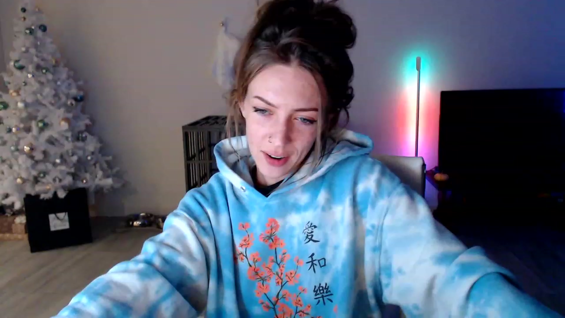Gallery image thumbnail from highfrequency's myfreecams stream on, 12/11/2022, 02:29 image 3 of 20