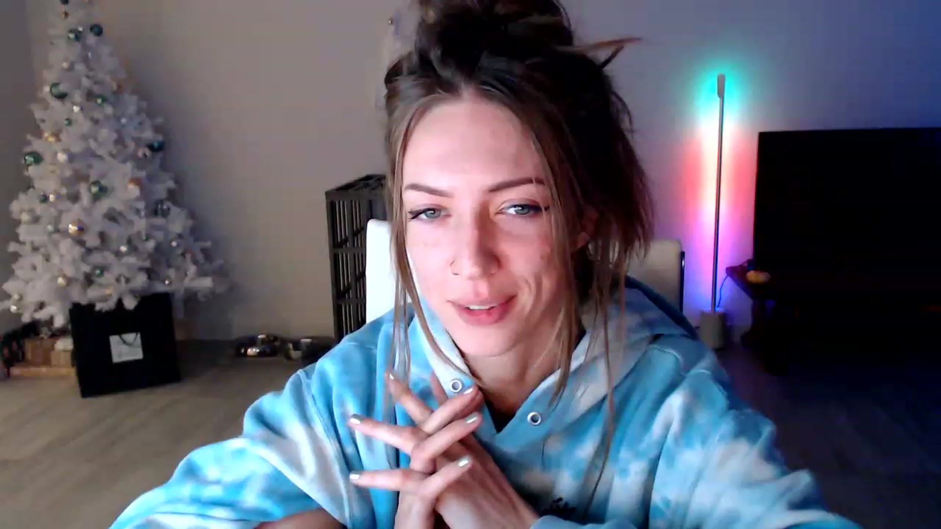 Gallery image thumbnail from highfrequency's myfreecams stream on, 12/11/2022, 02:29 image 16 of 20