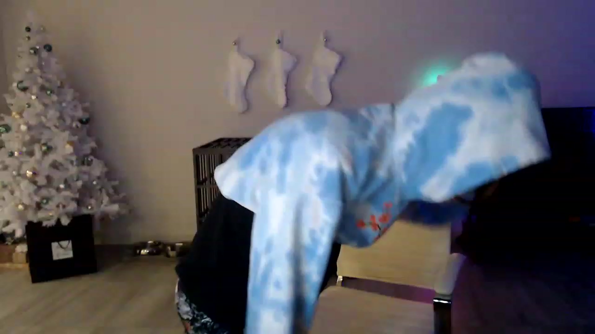 Gallery image thumbnail from highfrequency's myfreecams stream on, 12/11/2022, 02:29 image 12 of 20