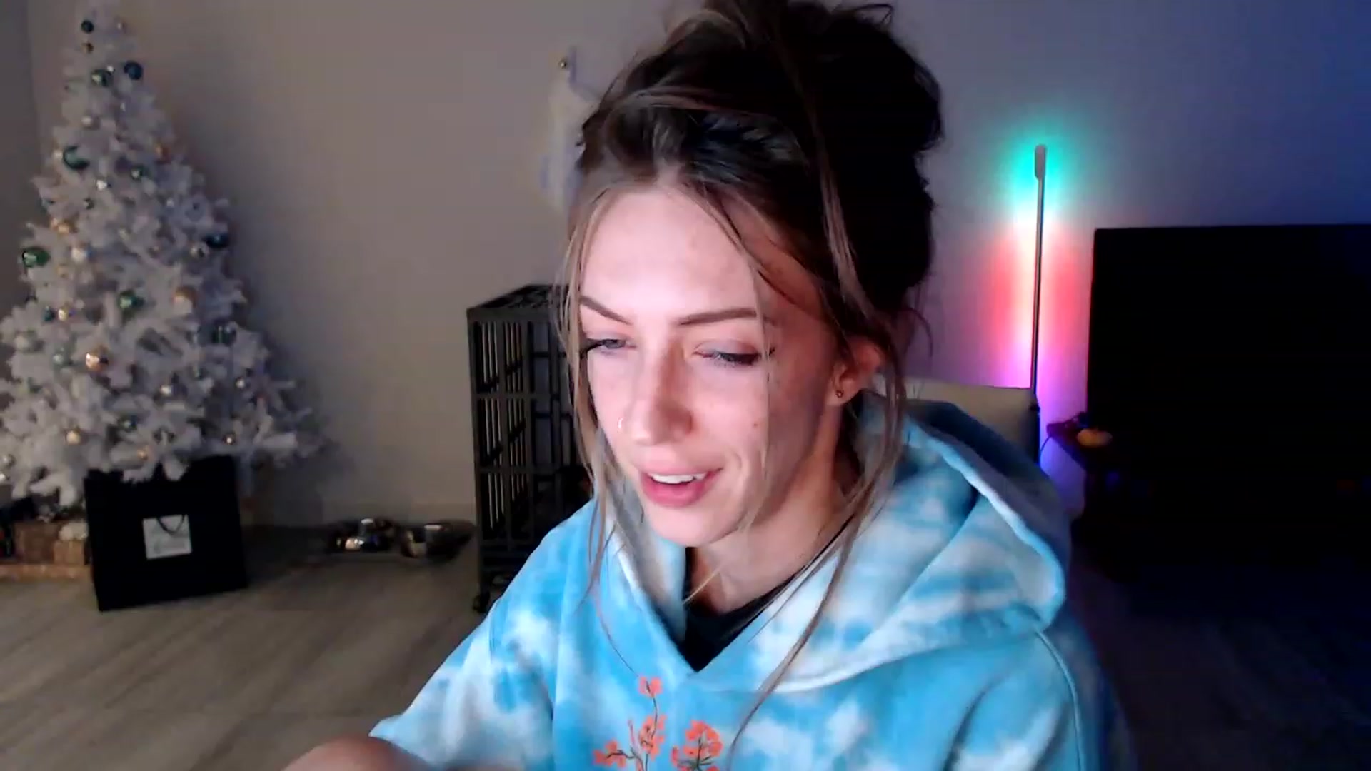 Gallery image thumbnail from highfrequency's myfreecams stream on, 12/11/2022, 02:29 image 2 of 20