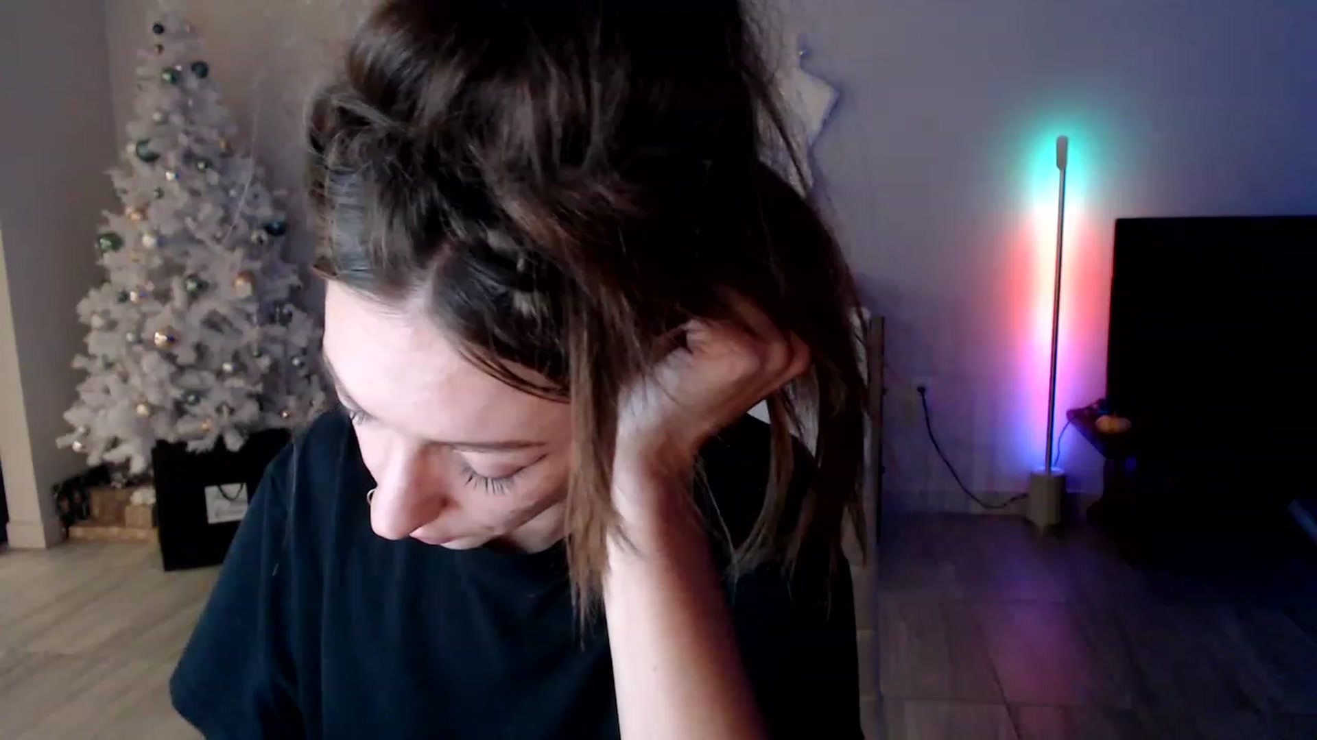 Gallery image thumbnail from highfrequency's myfreecams stream on, 12/11/2022, 03:02 image 20 of 20