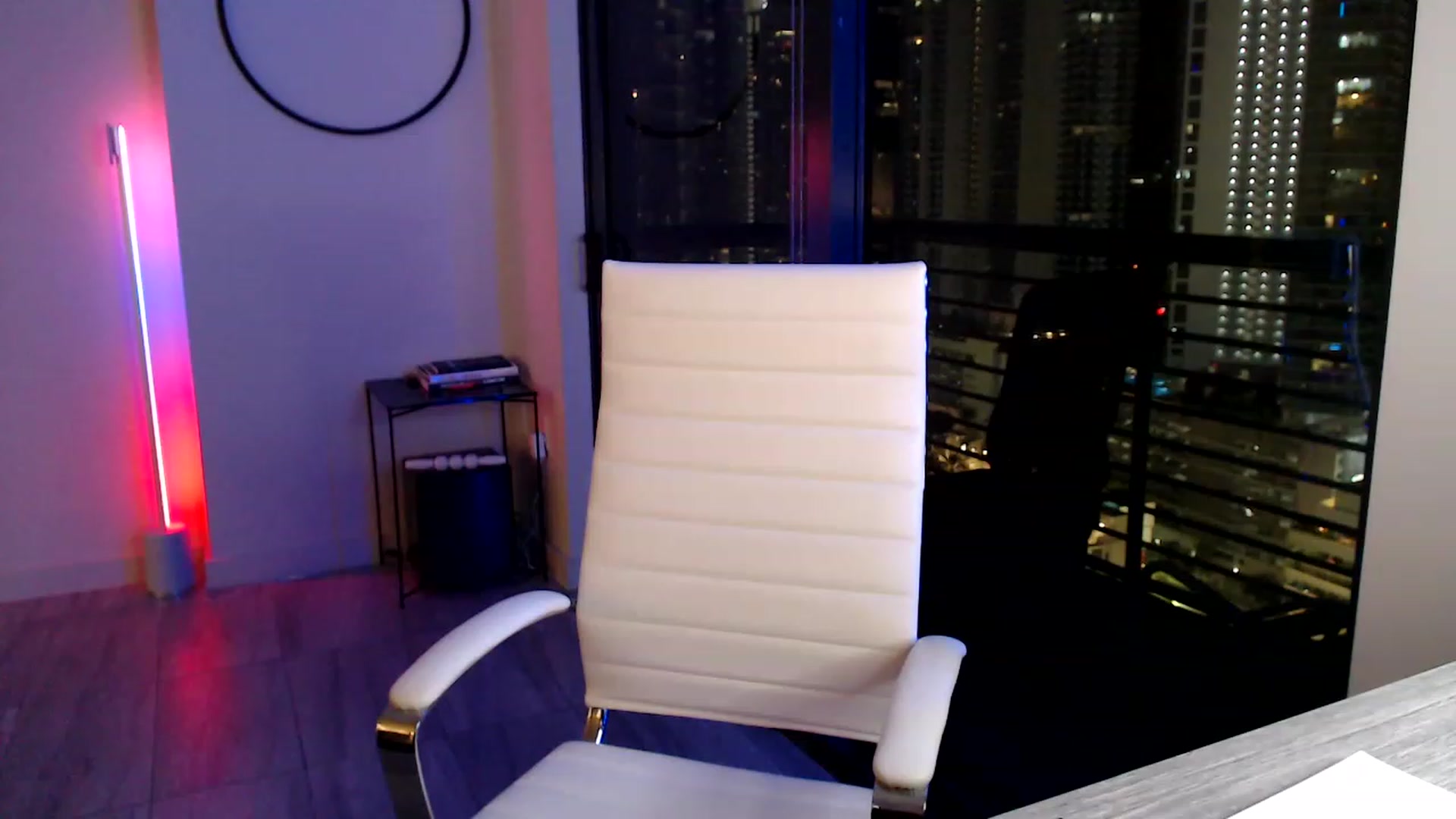 Gallery image thumbnail from highfrequency's myfreecams stream on, 01/21/2023, 03:41 image 17 of 20
