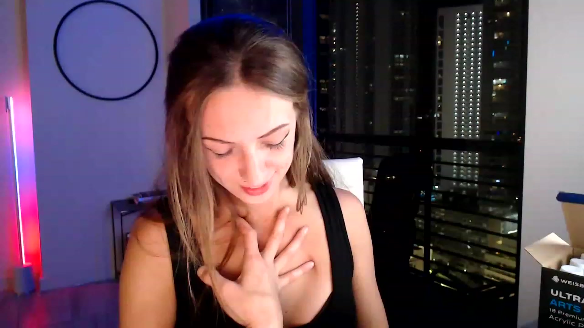 Gallery image thumbnail from highfrequency's myfreecams stream on, 01/21/2023, 03:41 image 9 of 20