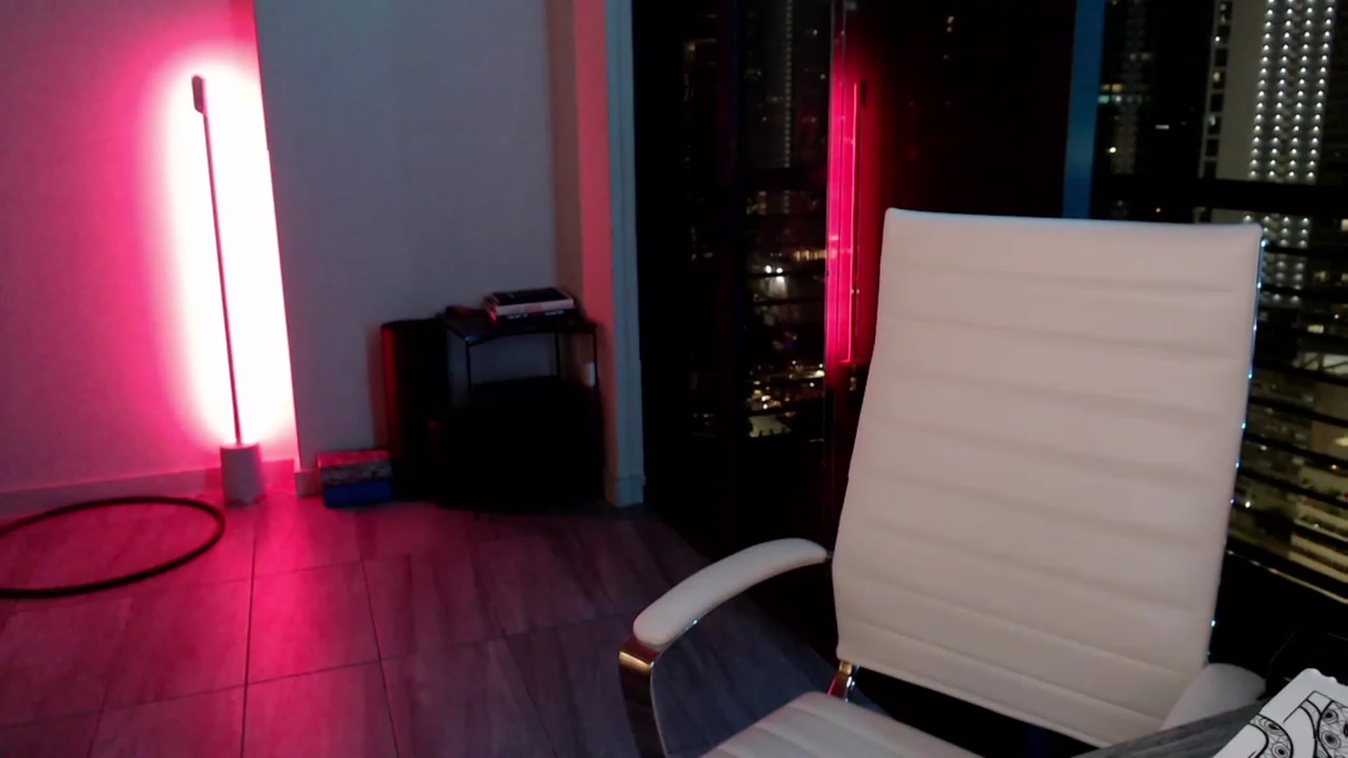 Gallery image thumbnail from highfrequency's myfreecams stream on, 01/30/2023, 01:06 image 20 of 20
