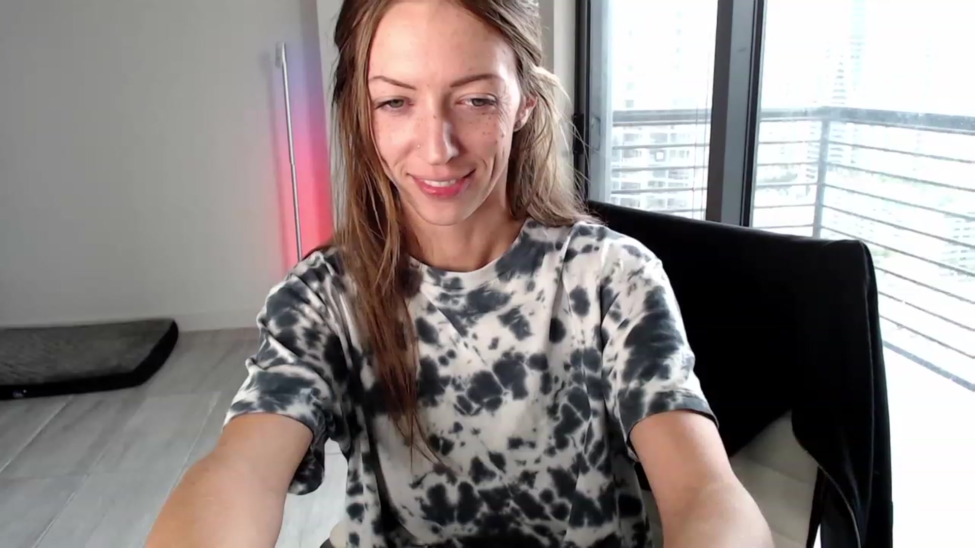 Gallery image thumbnail from highfrequency's myfreecams stream on, 02/04/2023, 17:36 image 19 of 20