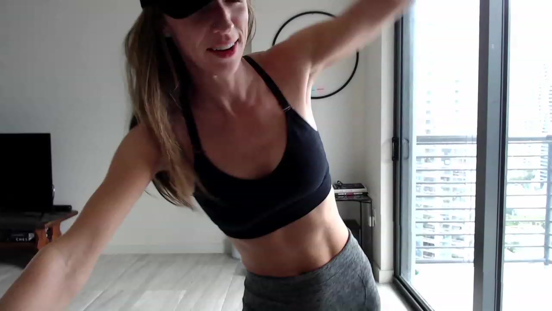 Gallery image thumbnail from highfrequency's myfreecams stream on, 02/05/2023, 16:05 image 3 of 20
