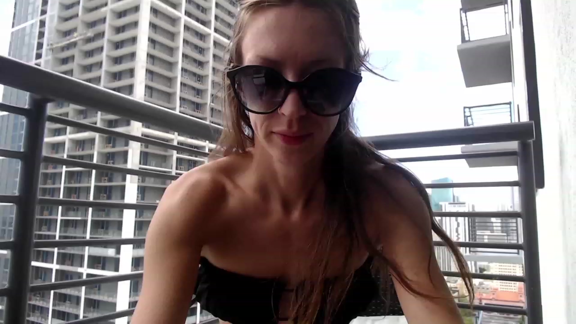 Gallery image thumbnail from highfrequency's myfreecams stream on, 06/04/2023, 16:22 image 4 of 20