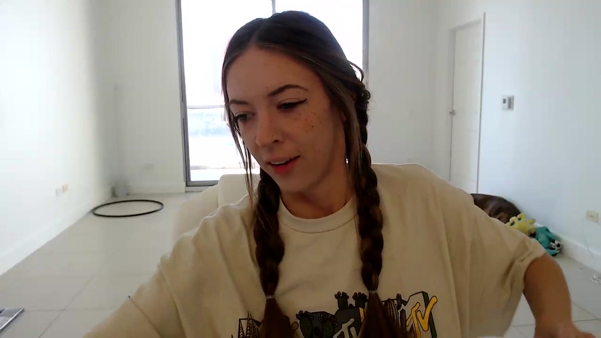 Gallery image thumbnail from highfrequency's myfreecams stream on, 10/25/2023, 17:39 image 3 of 20