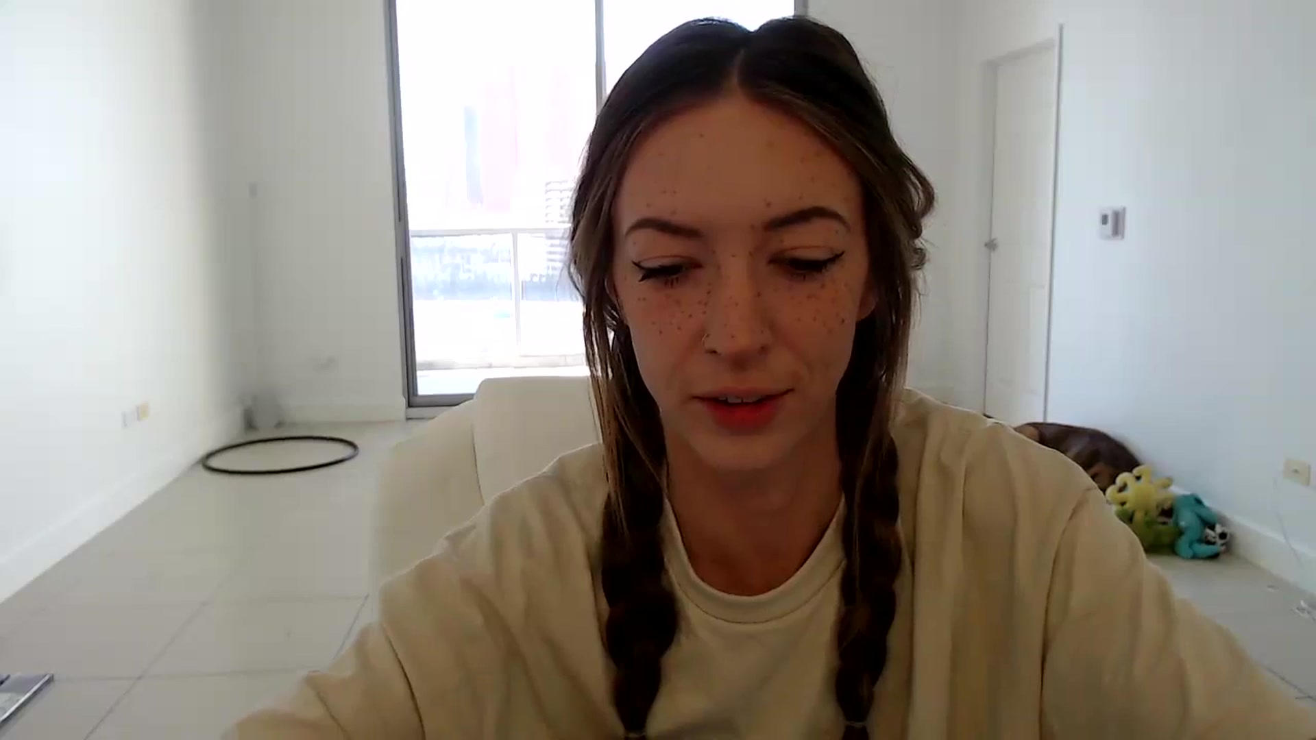 Gallery image thumbnail from highfrequency's myfreecams stream on, 10/25/2023, 17:39 image 6 of 20