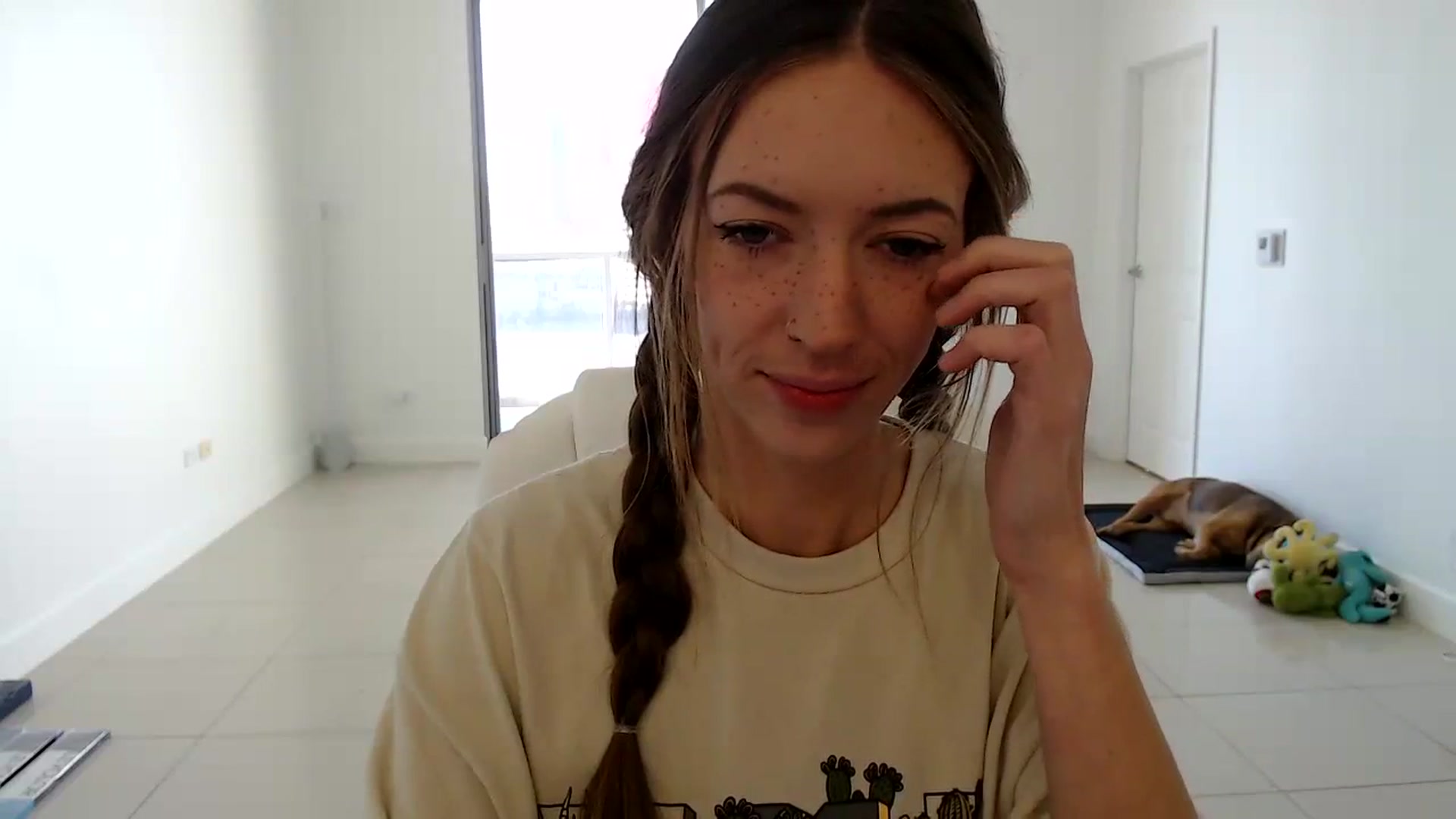 Gallery image thumbnail from highfrequency's myfreecams stream on, 10/25/2023, 17:39 image 19 of 20