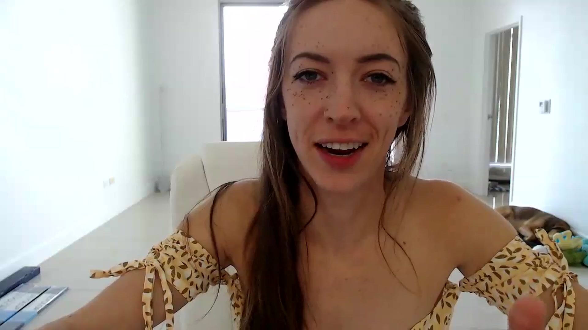 Gallery image thumbnail from highfrequency's myfreecams stream on, 10/26/2023, 17:47 image 8 of 20