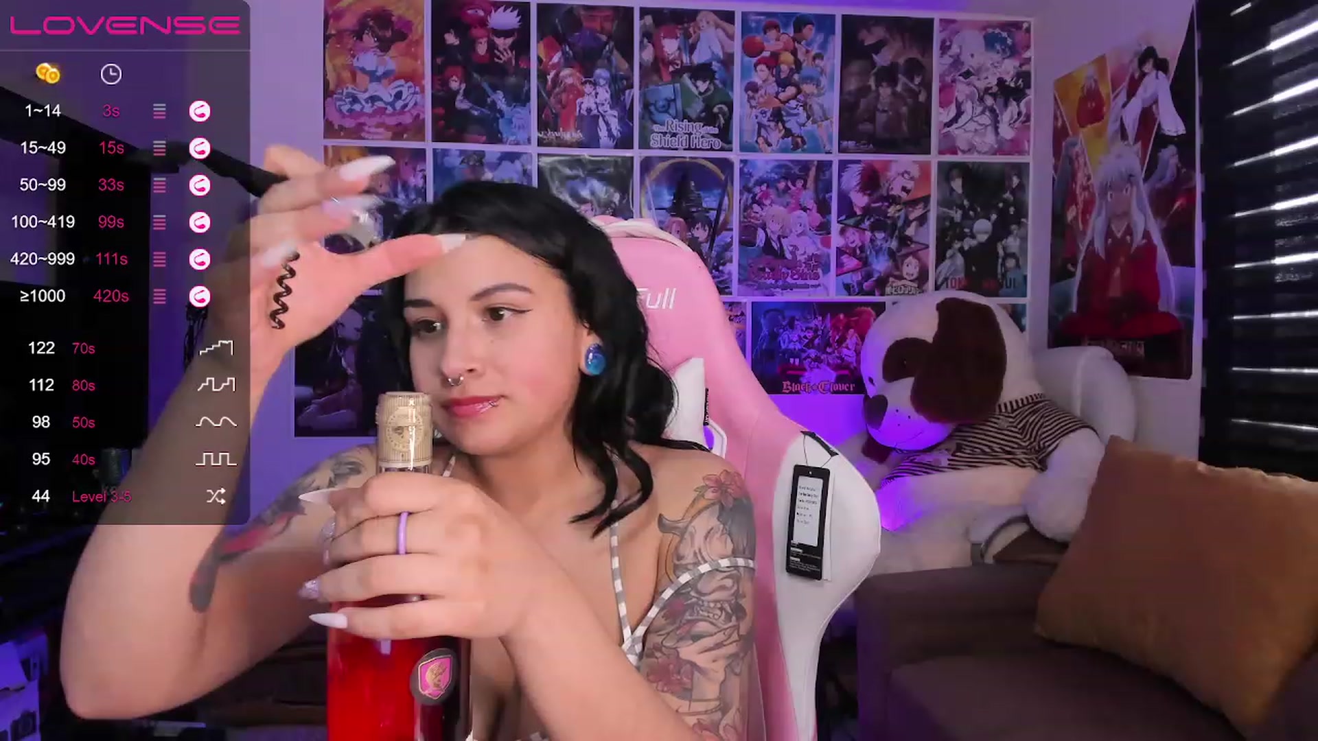 Gallery image thumbnail from highsenberg_'s myfreecams stream on, 12/24/2022, 22:06 image 8 of 20